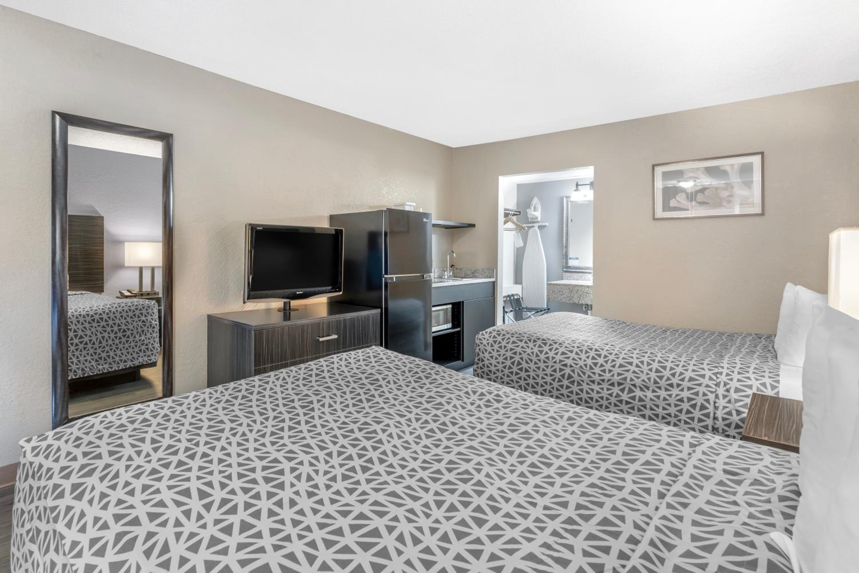 Econo Lodge International Drive — 23