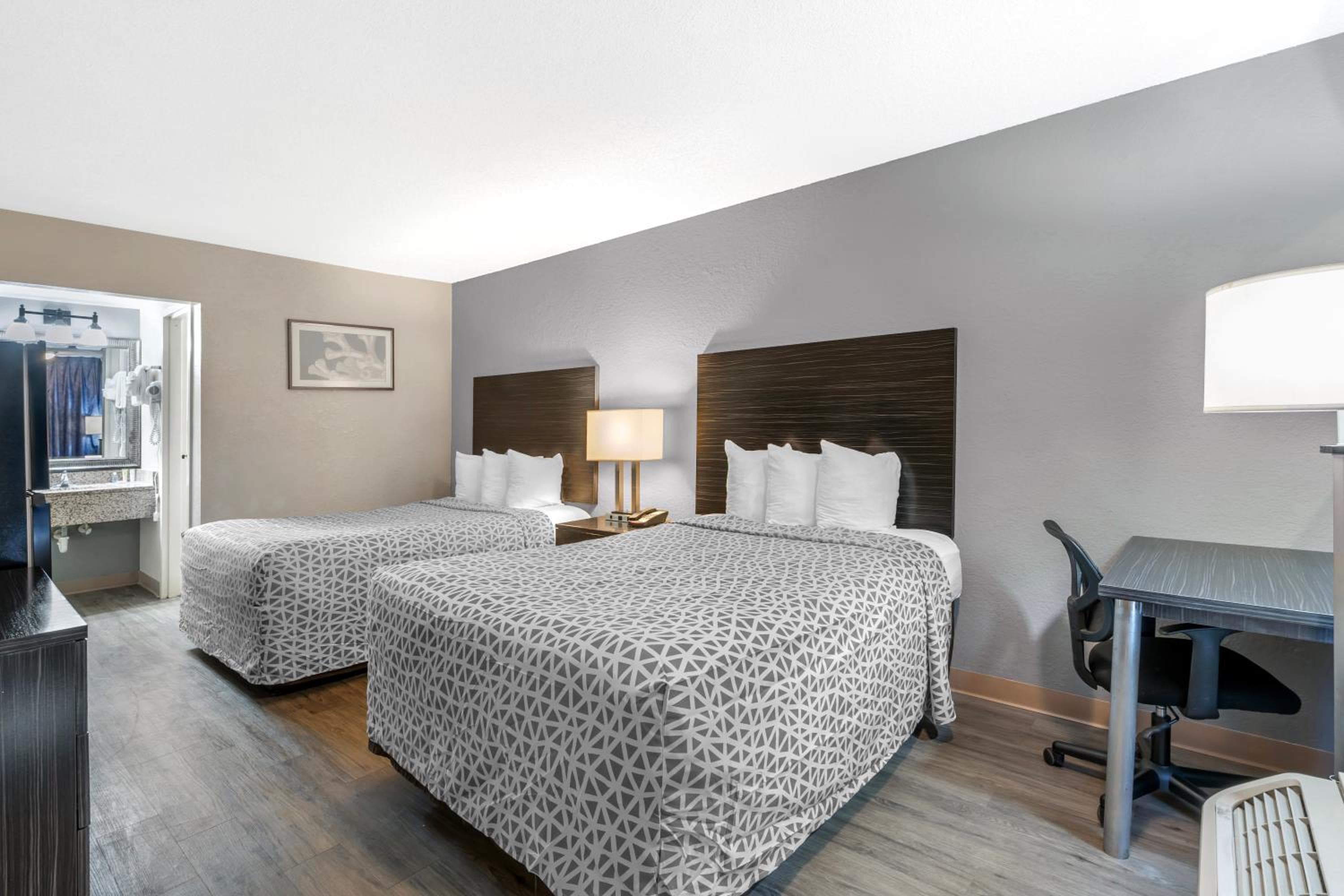 Econo Lodge International Drive — 25