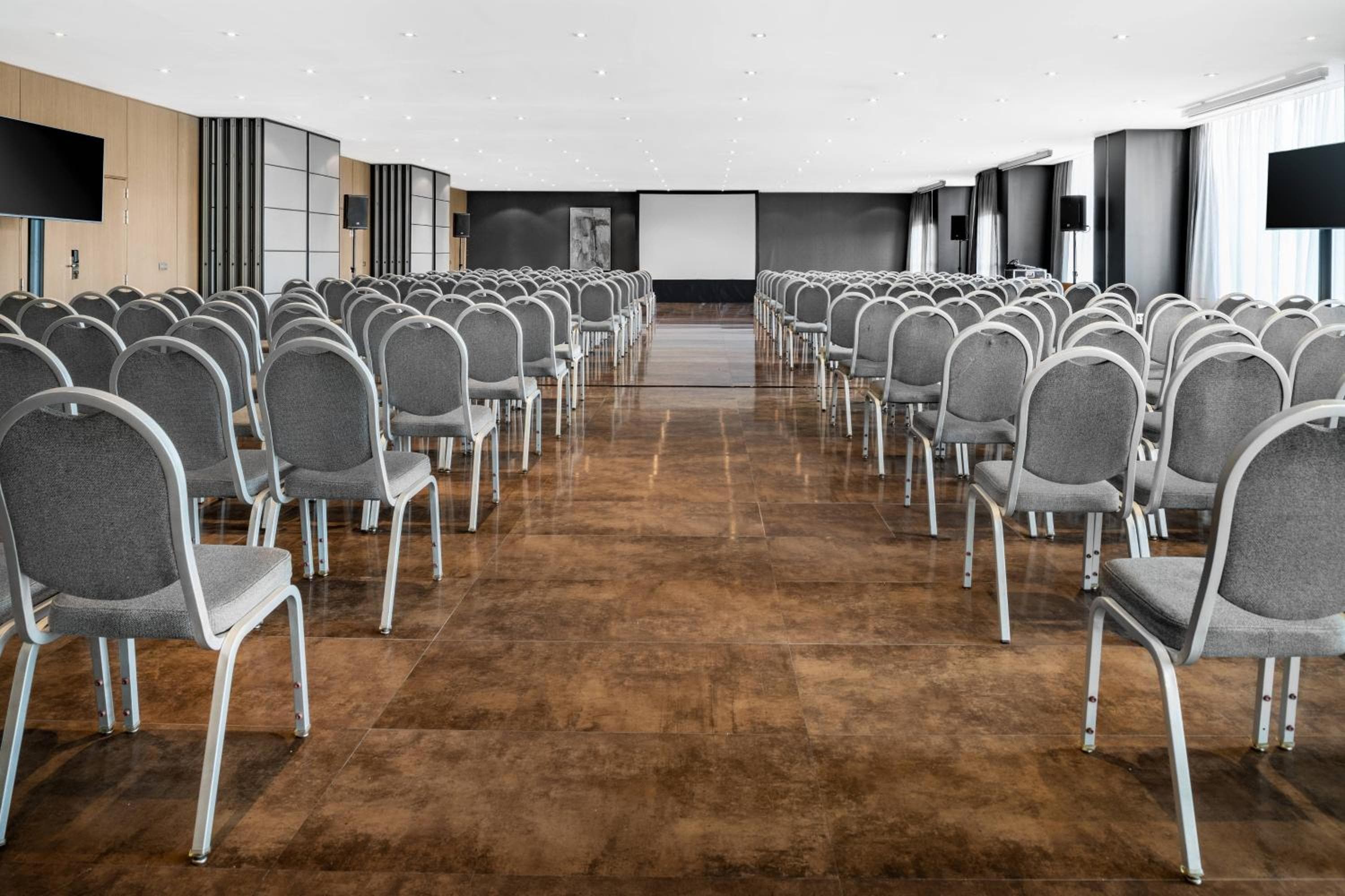 AC Hotel Madrid Feria by Marriott — 25