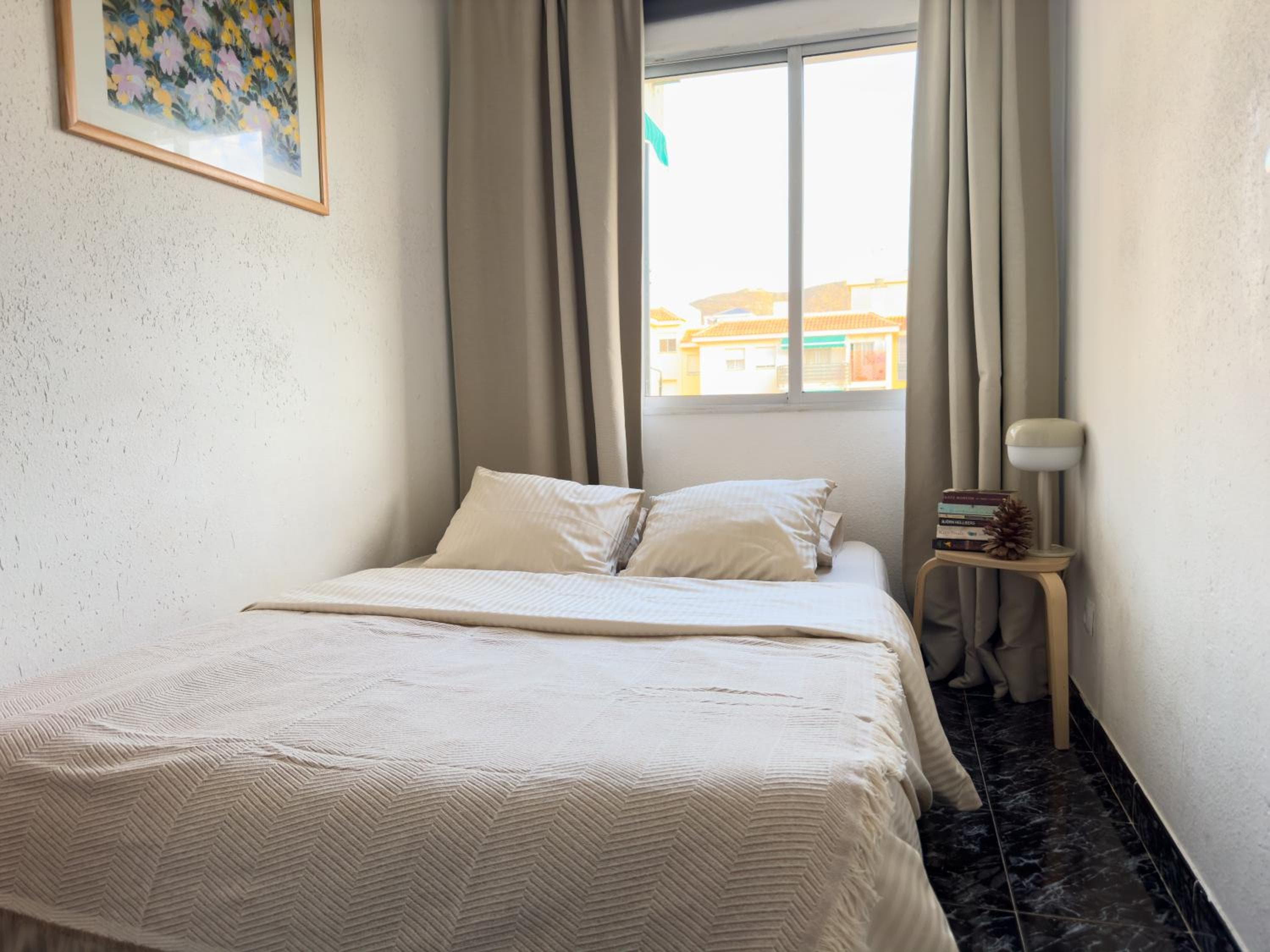 Amazing 3-bedroom apartment. Pool and sea view! — 3