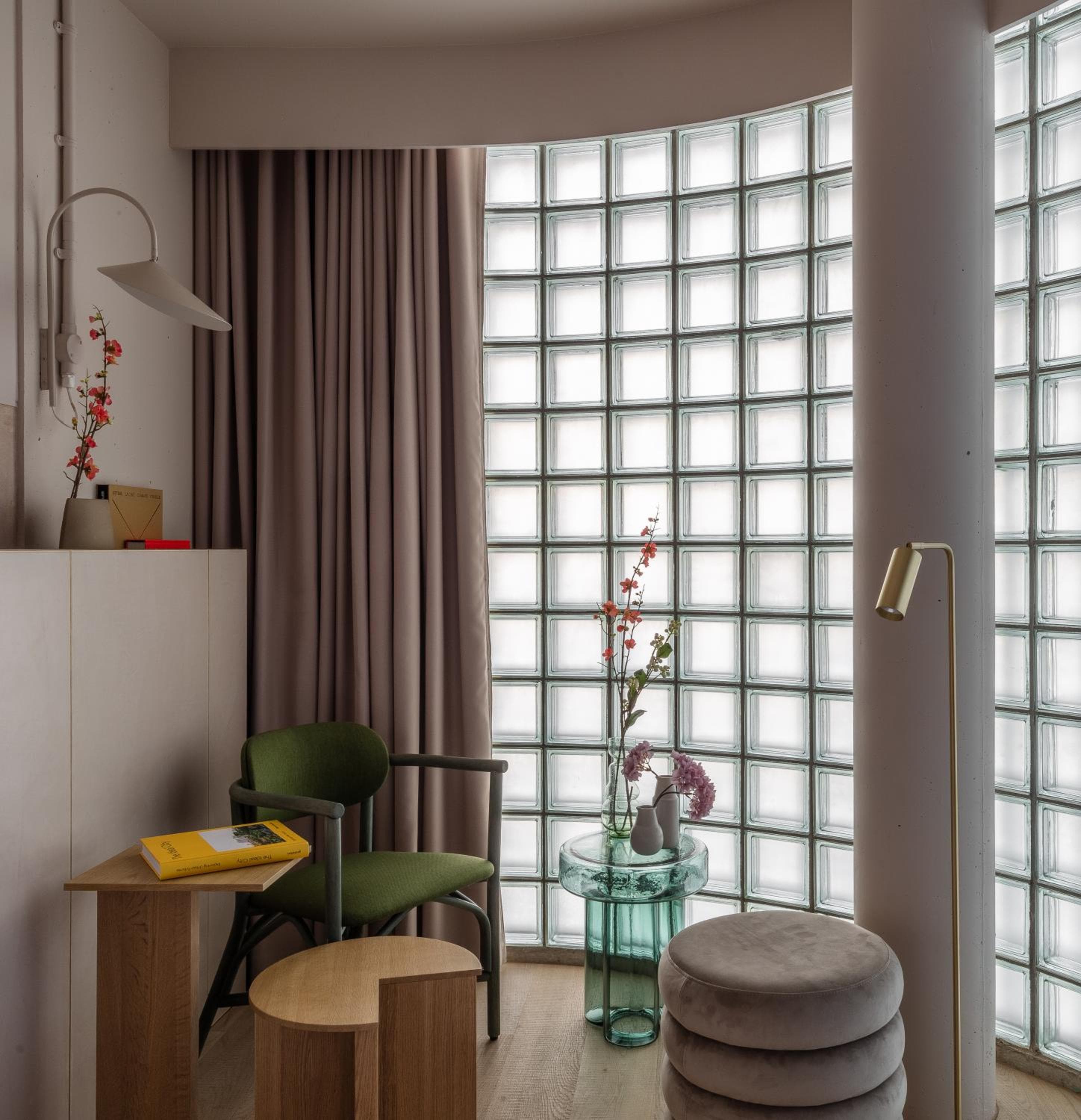 Buckle Street Studios by Locke, Aldgate — 2