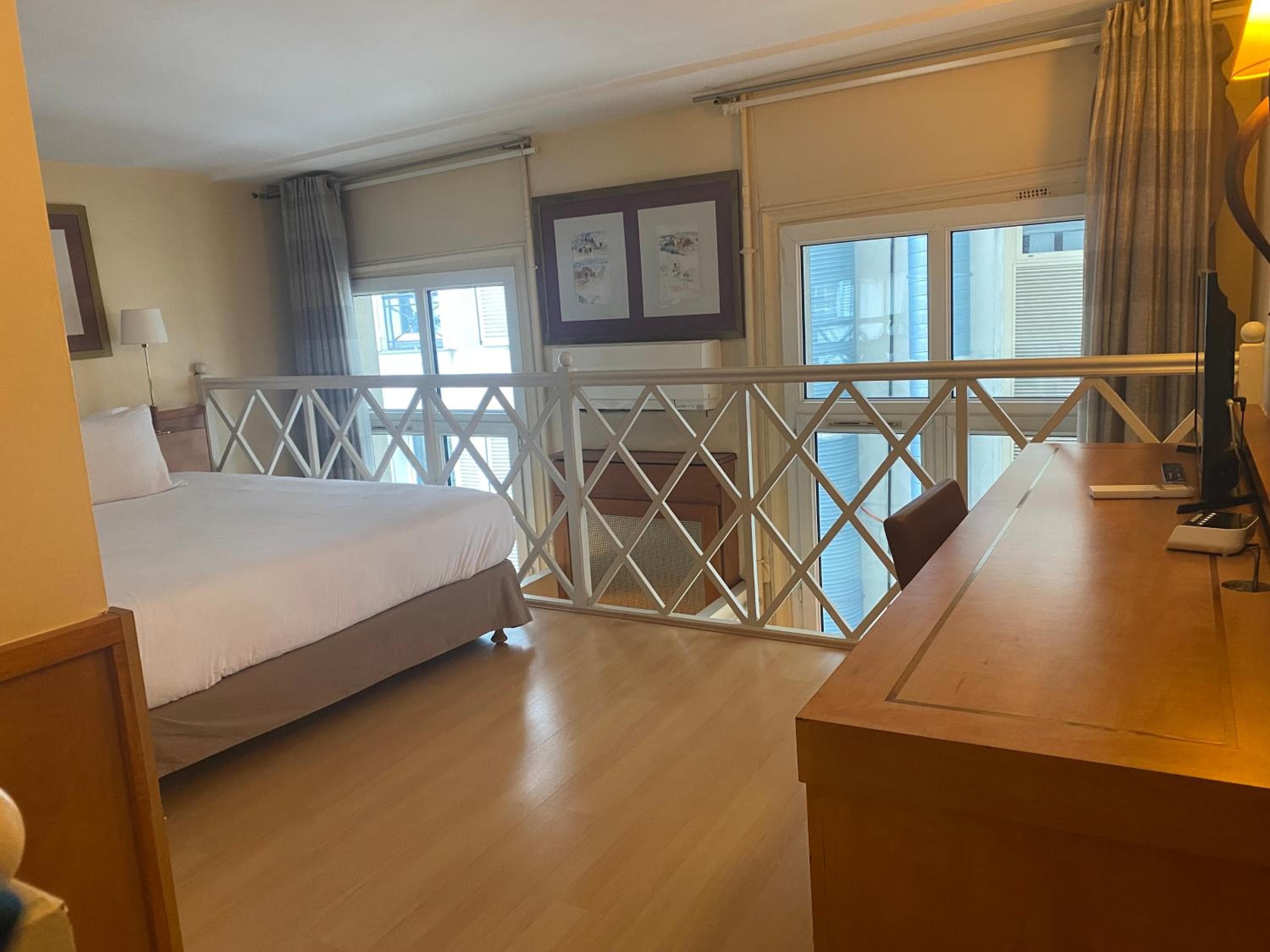 Best Western Ronceray Opéra — 15