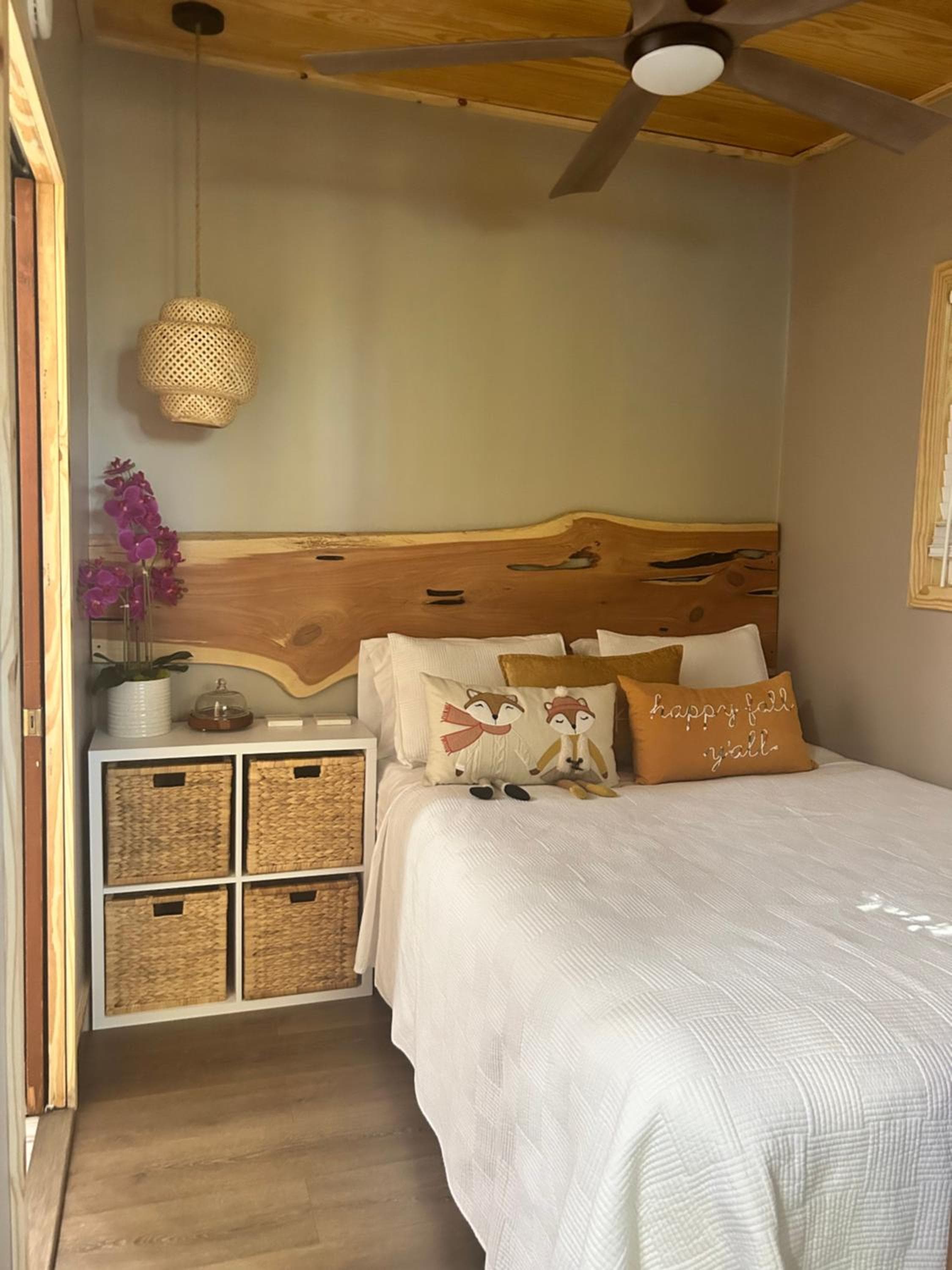 Sweet Tiny Cabin — 19