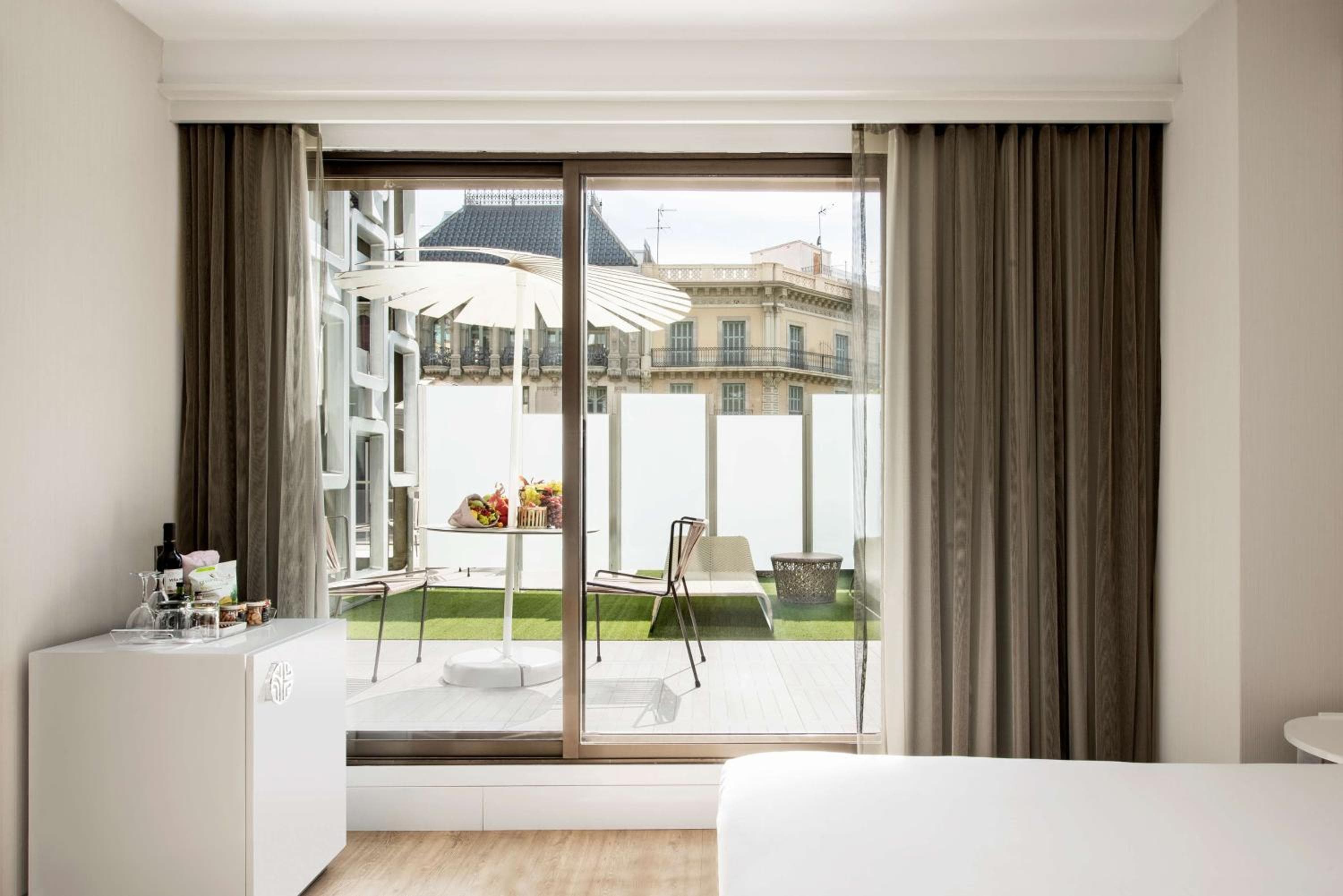 NH Collection Barcellona Gran Hotel Calderon — 27