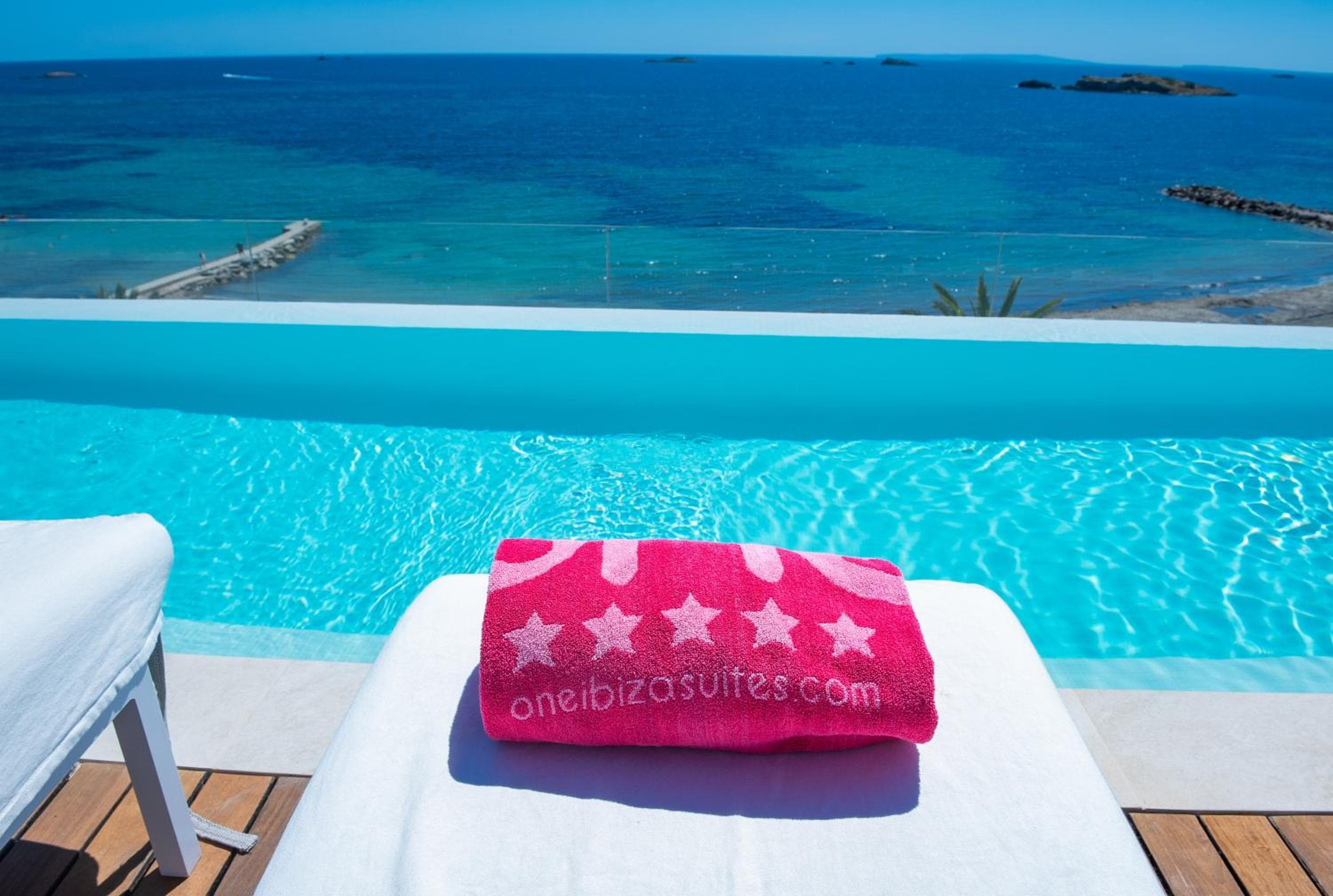 One Ibiza Suites — 9