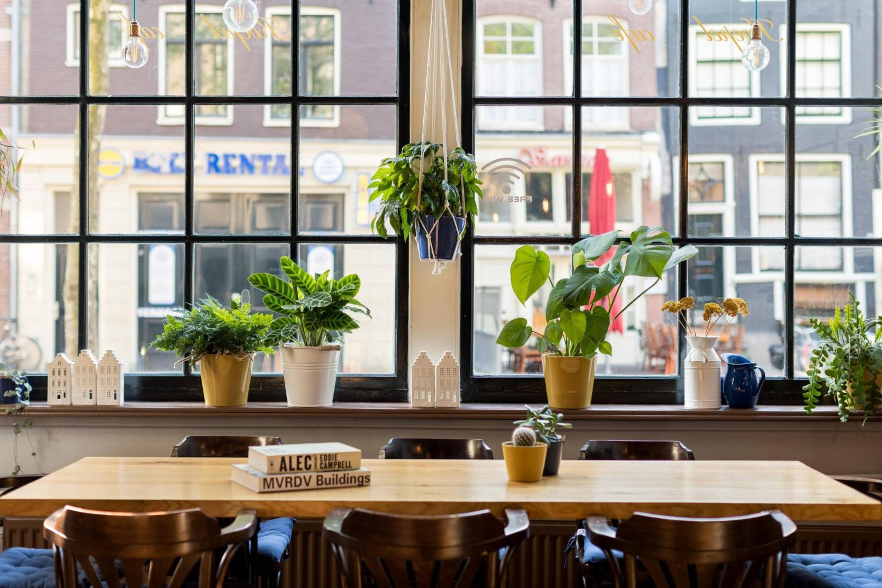 Renaissance Amsterdam Hotel — 10