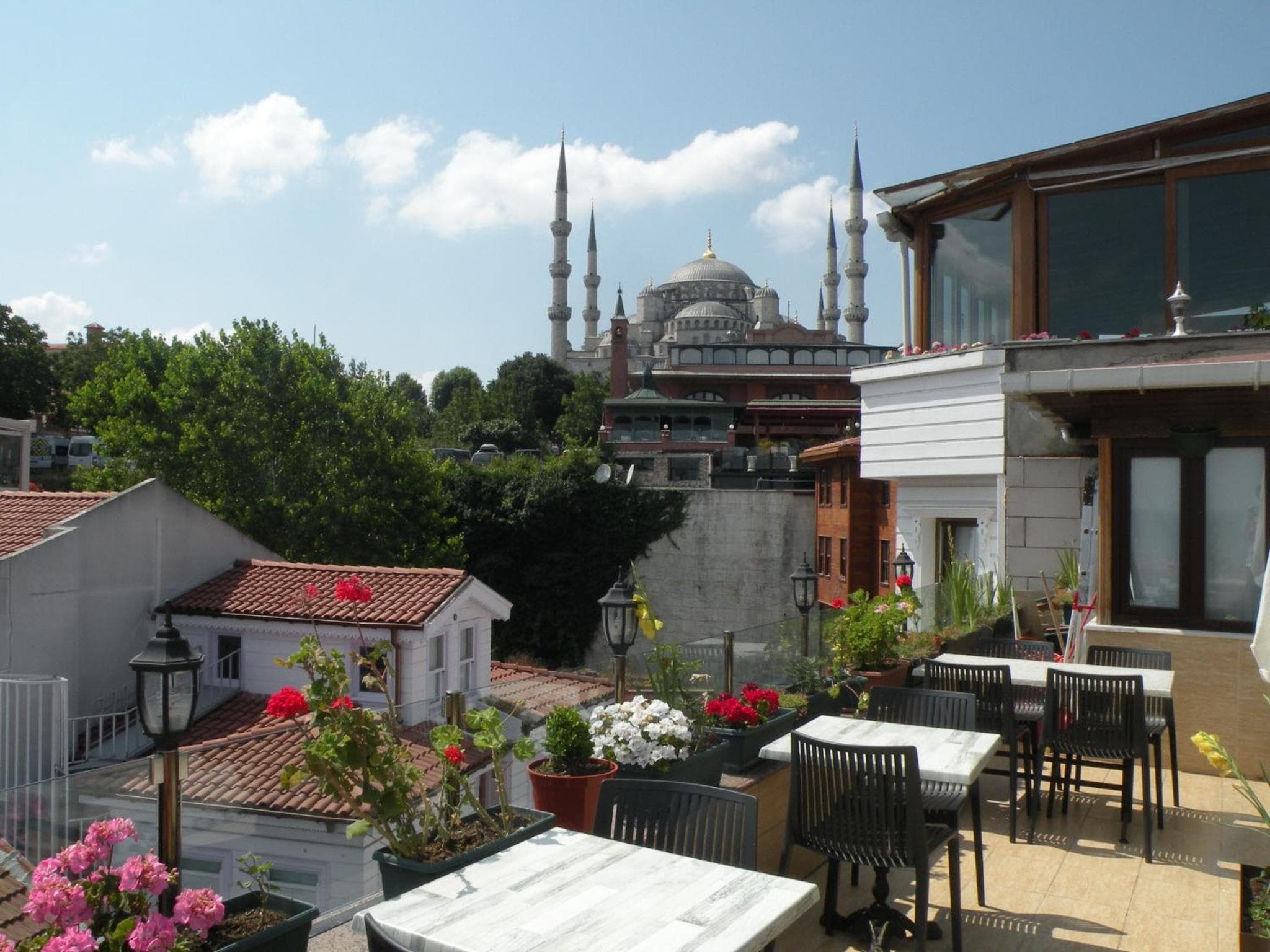 Agora Boutique Hotel & Bistro — 2