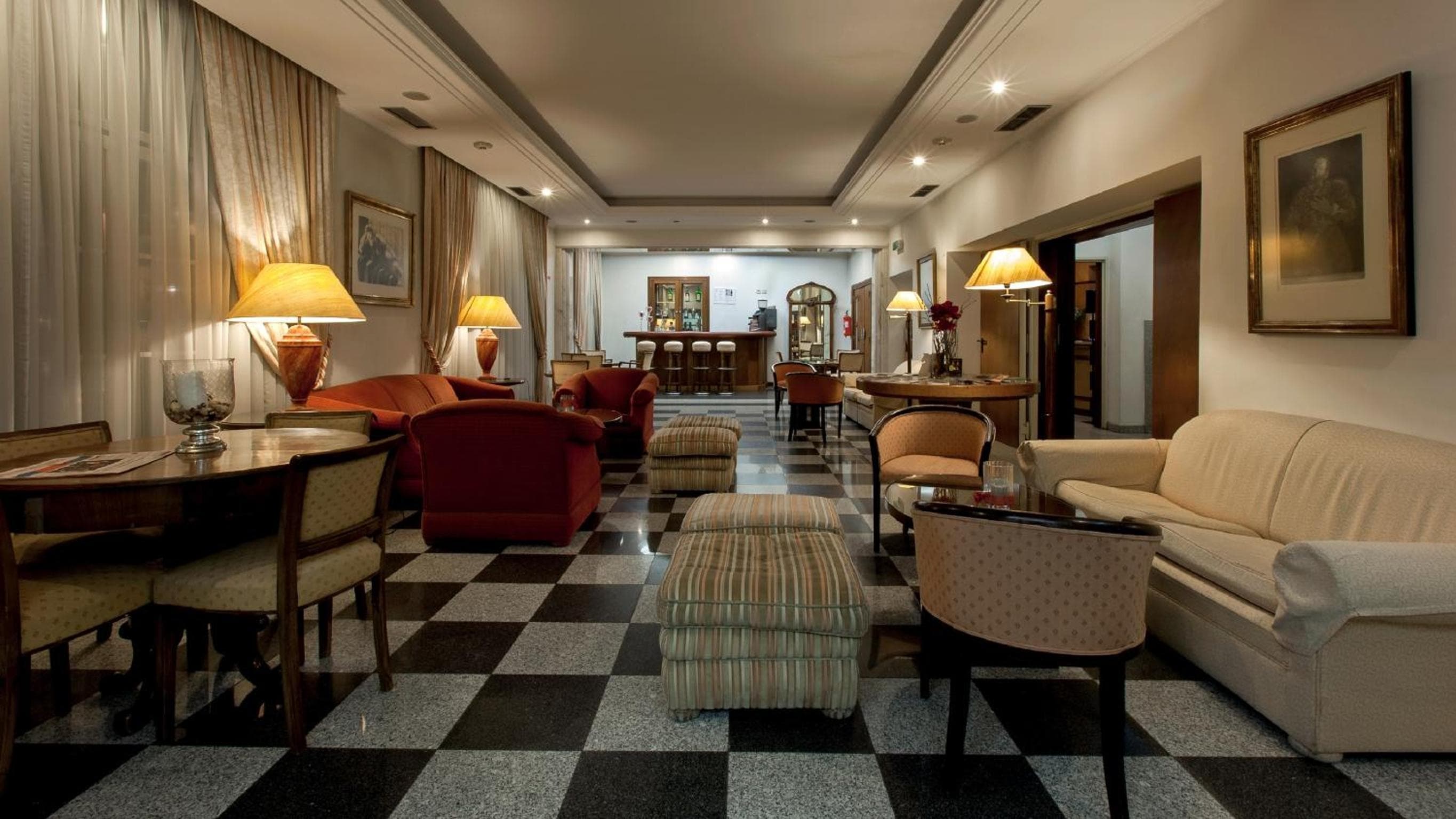 Hotel Métropole — 14