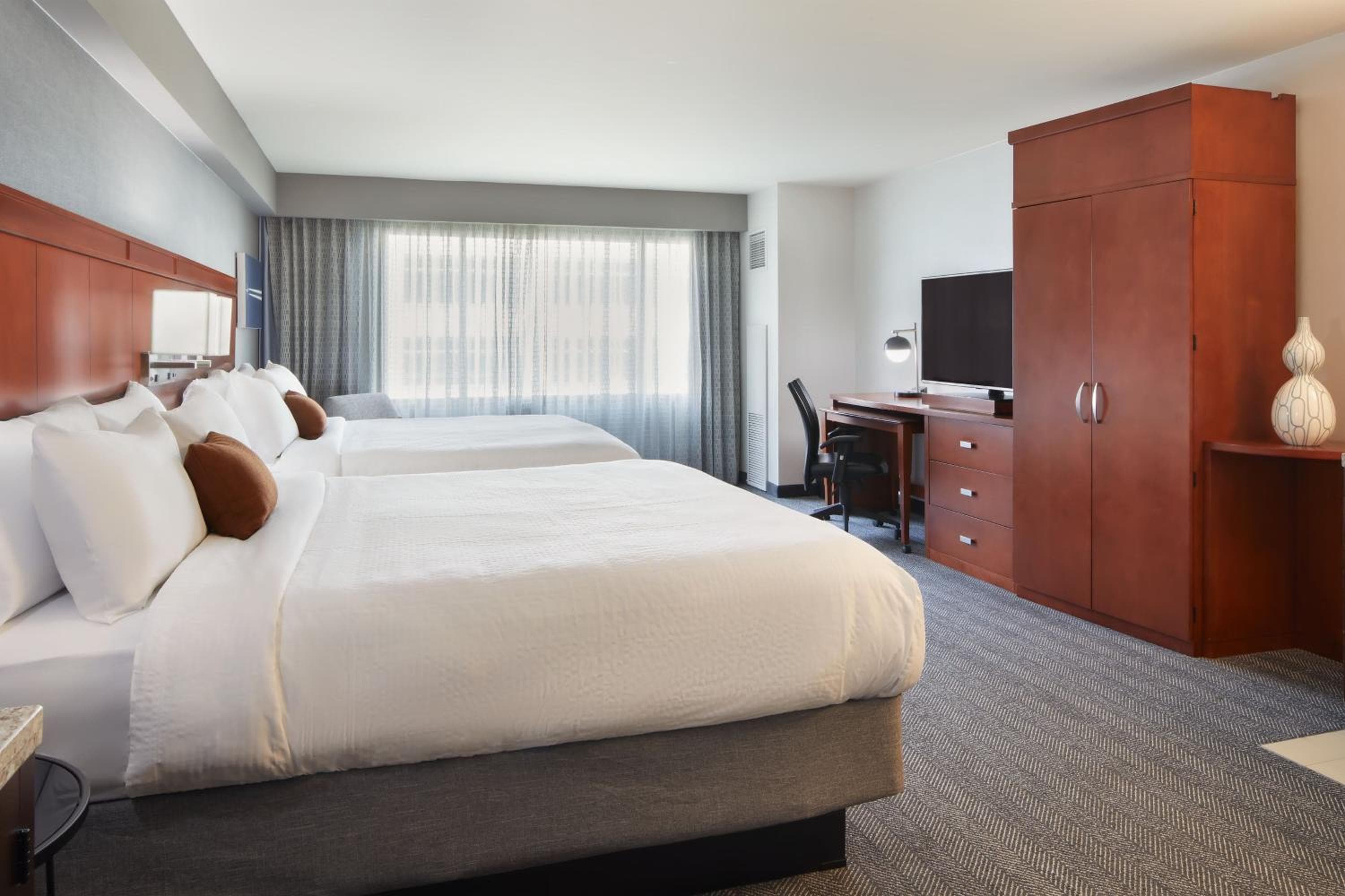 Courtyard by Marriott Los Ángeles LAX/Century Boulevard — 12
