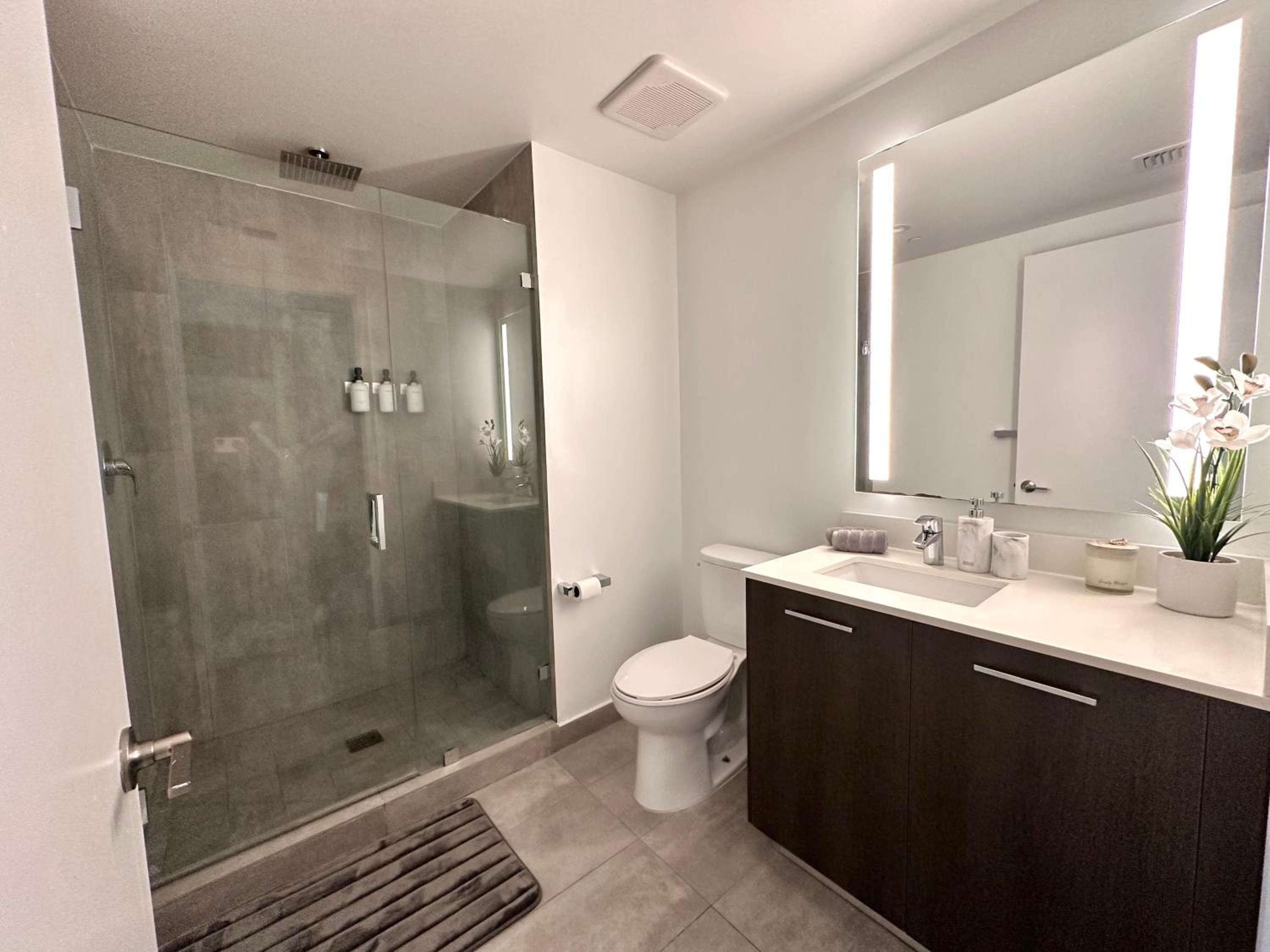 Ocean View, Free Parking Luxe Loft, Brickell Downtown, Port of MIA — 18