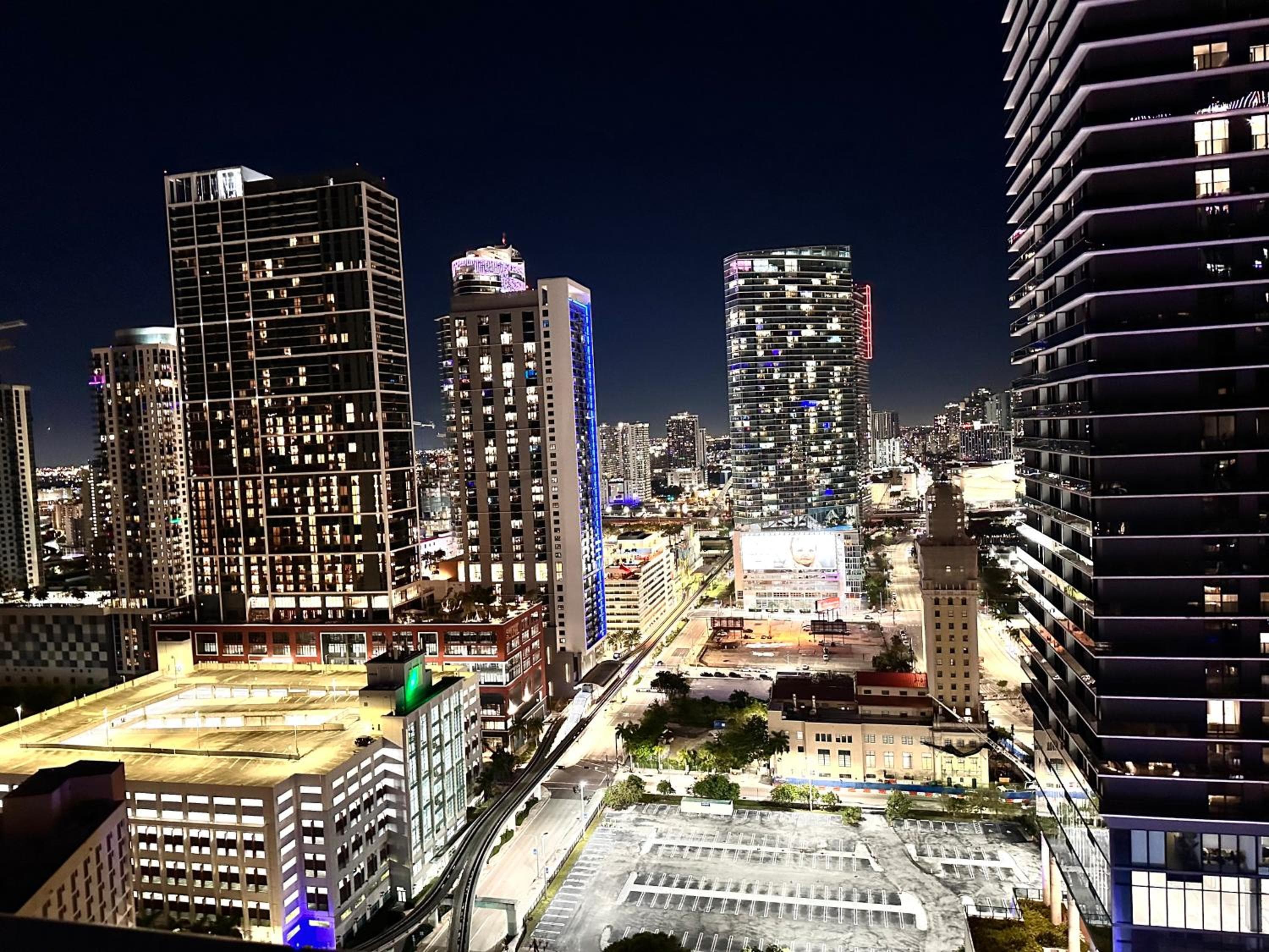 Ocean View, Free Parking Luxe Loft, Brickell Downtown, Port of MIA — 19