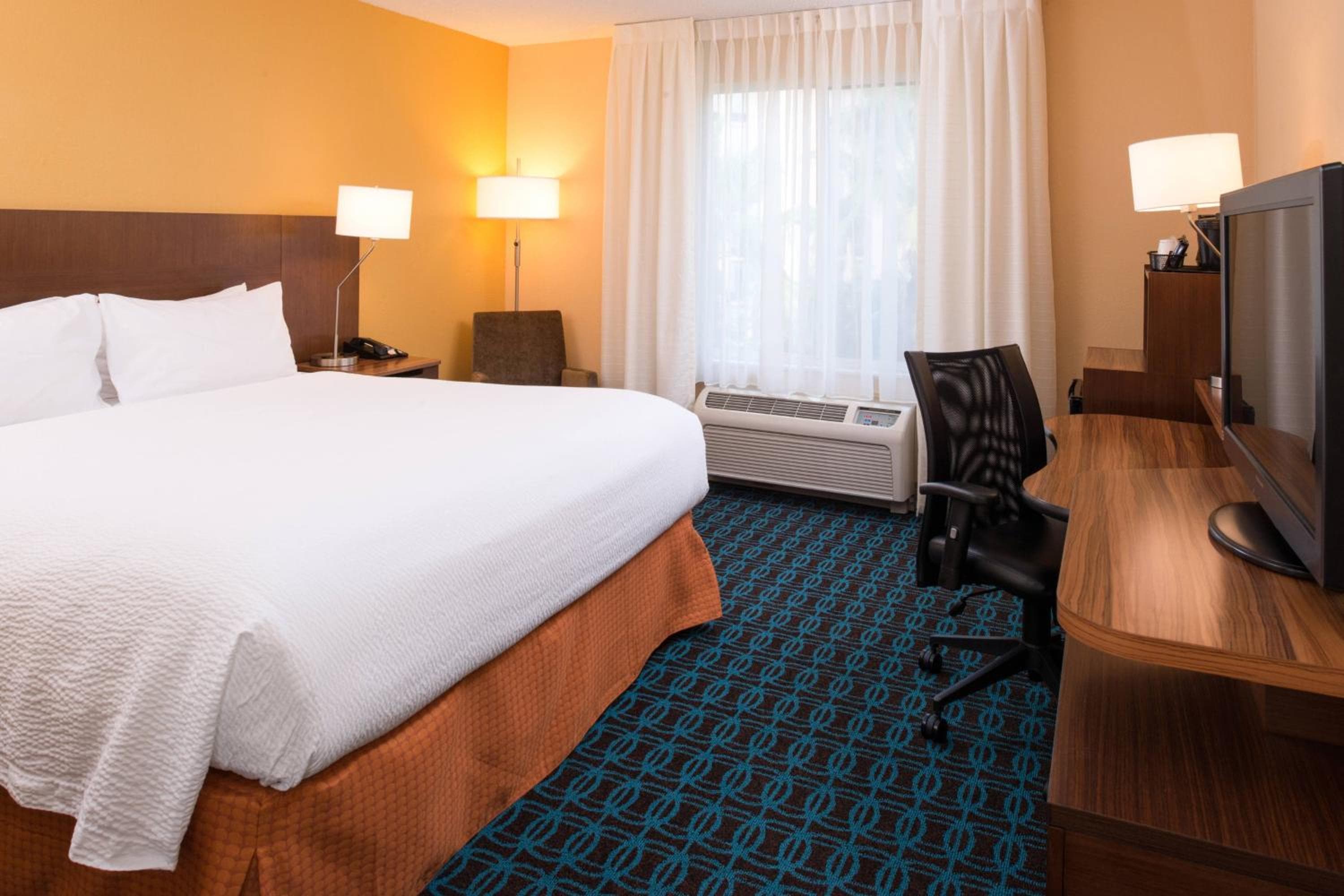 Fairfield Inn Orlando Airport — 14