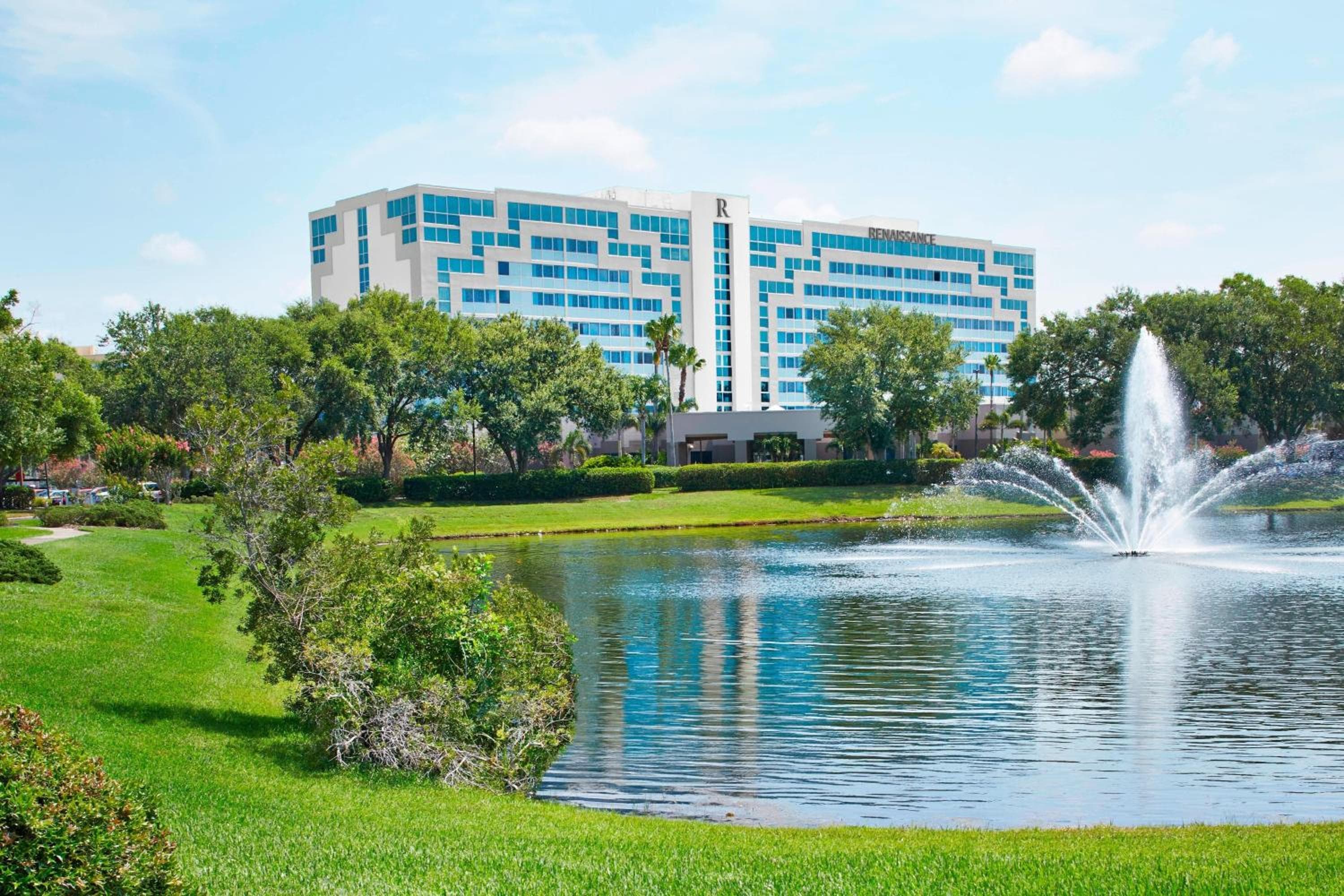 Renaissance Orlando Airport Hotel — 3