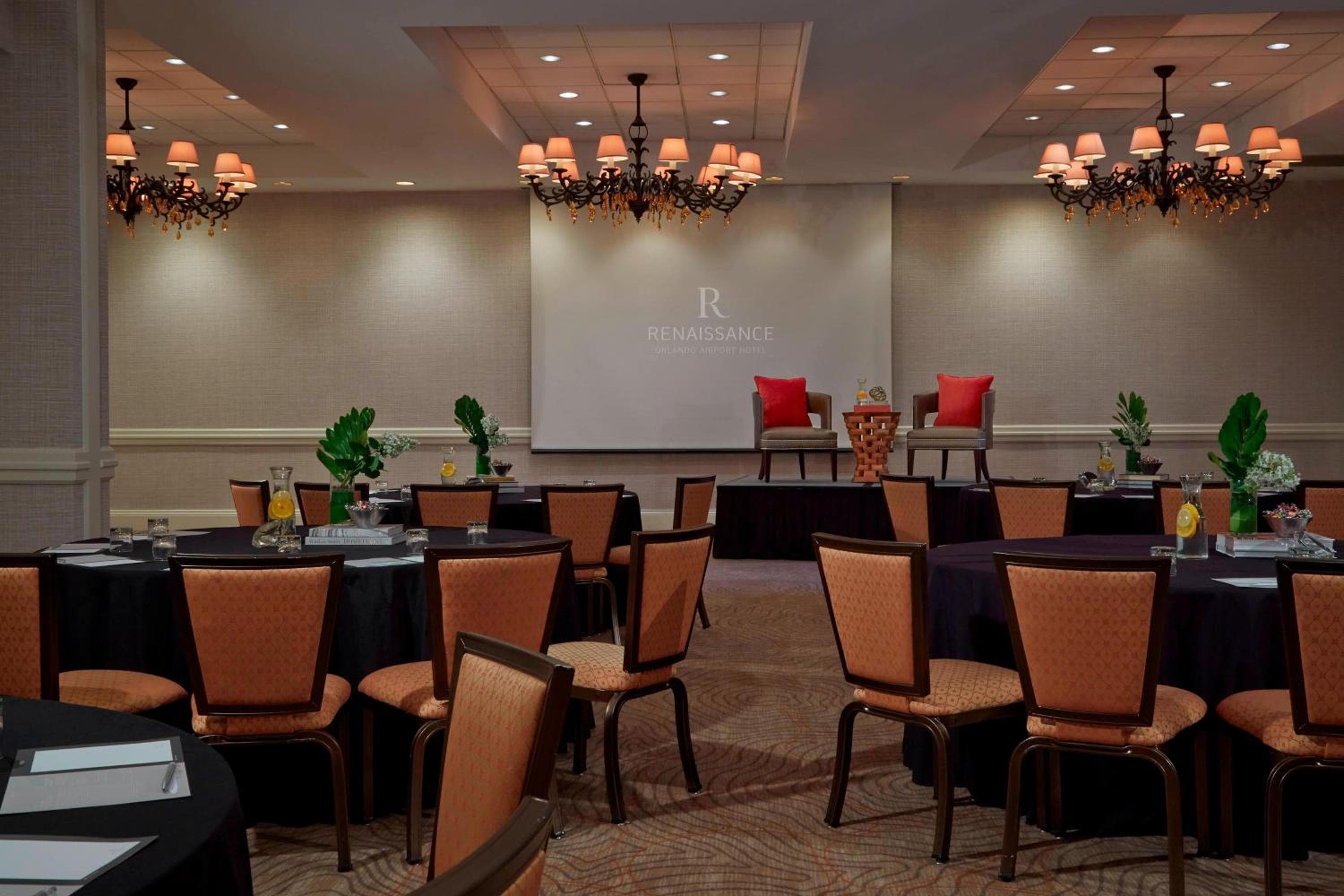 Renaissance Orlando Airport Hotel — 30