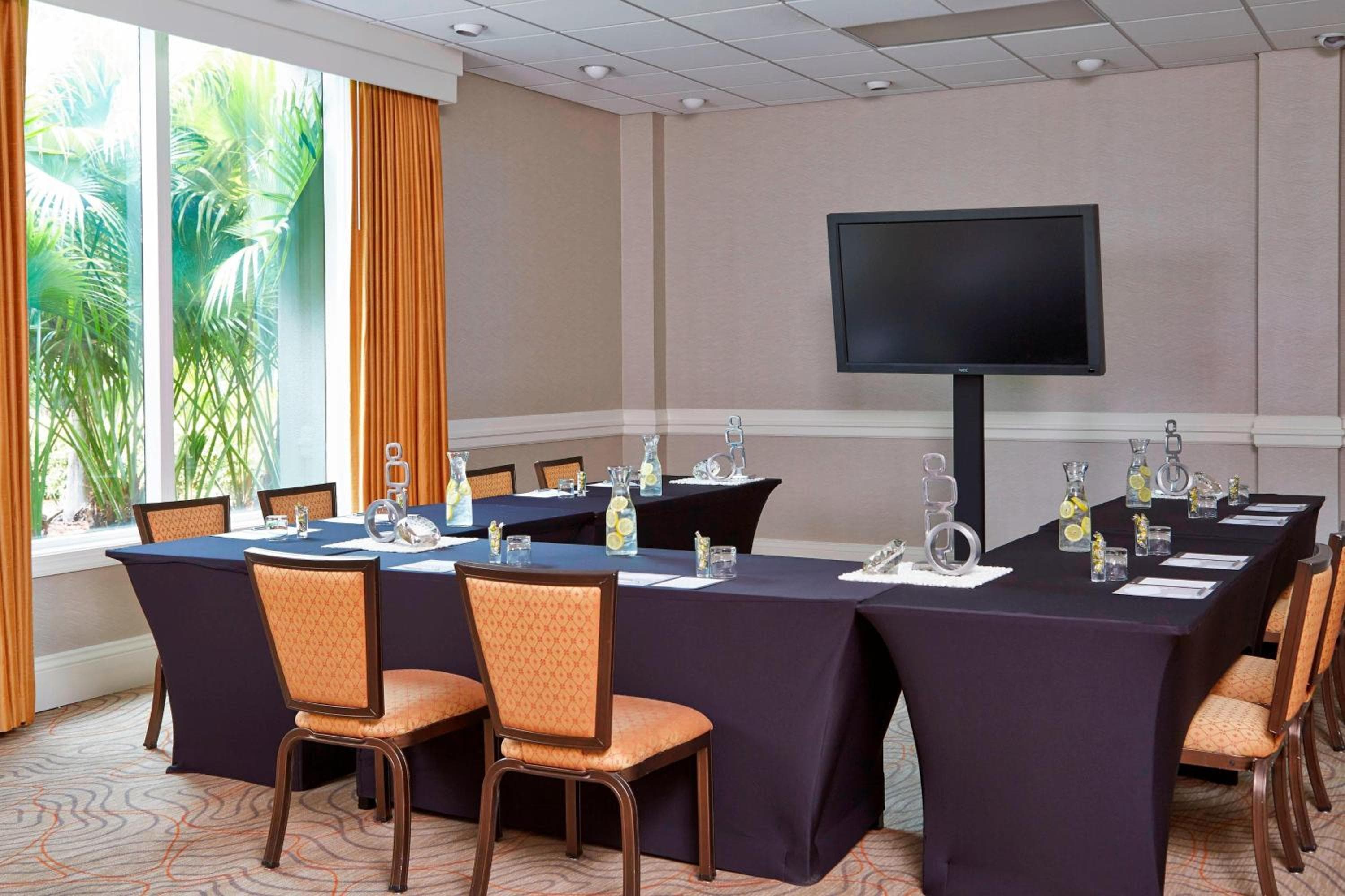 Renaissance Orlando Airport Hotel — 22
