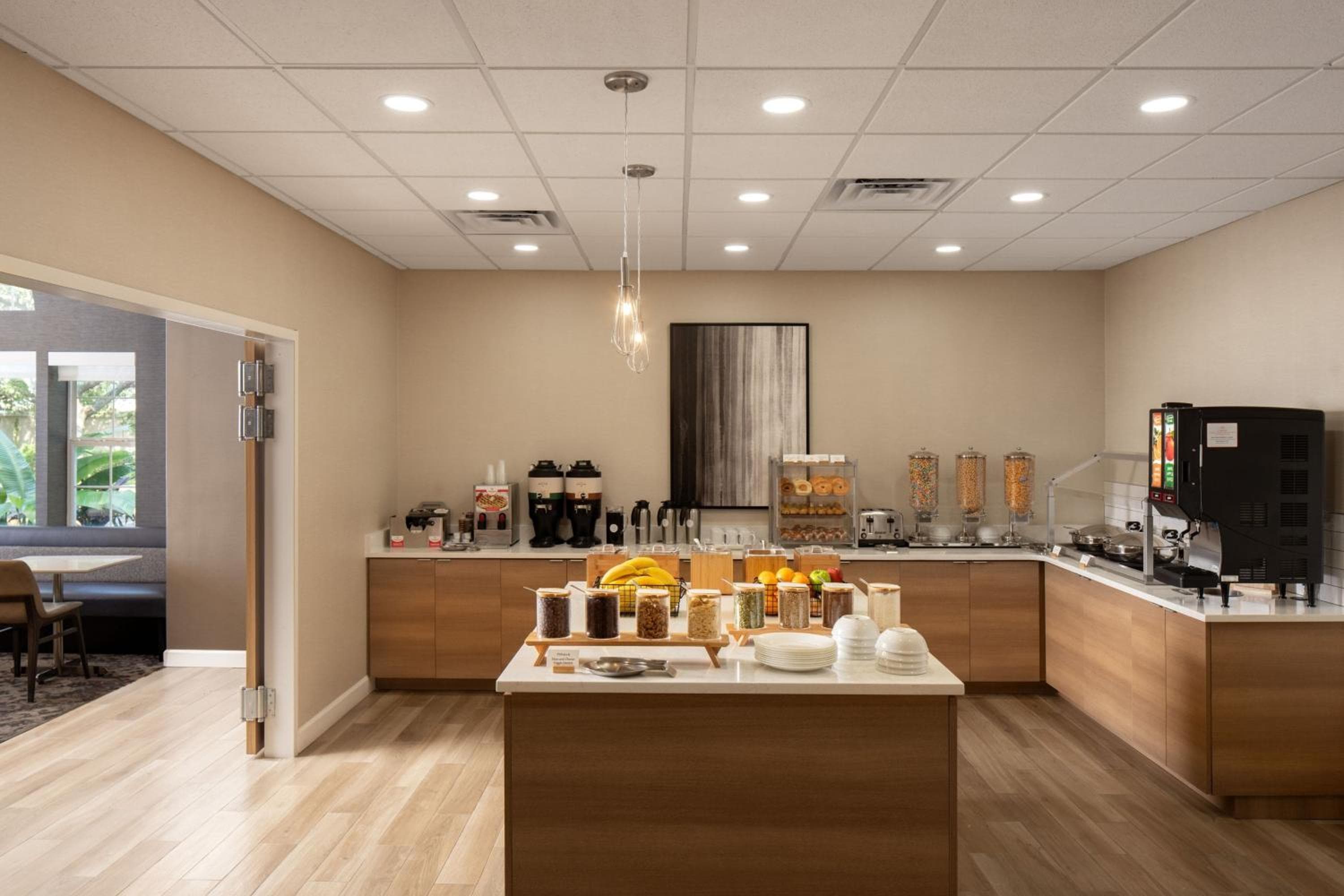 Residence Inn by Marriott Orlando East/UCF Area — 4