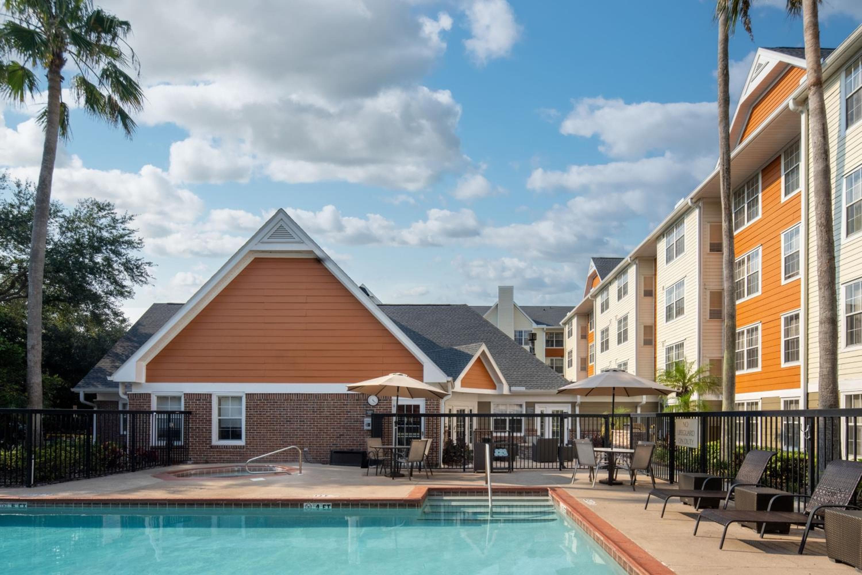 Residence Inn by Marriott Orlando East/UCF Area — 6