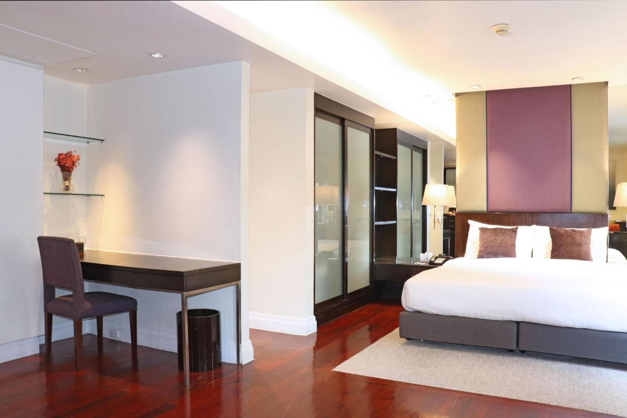 The Quarter Saladaeng by UHG - Walk to Central Park & The Common — 4