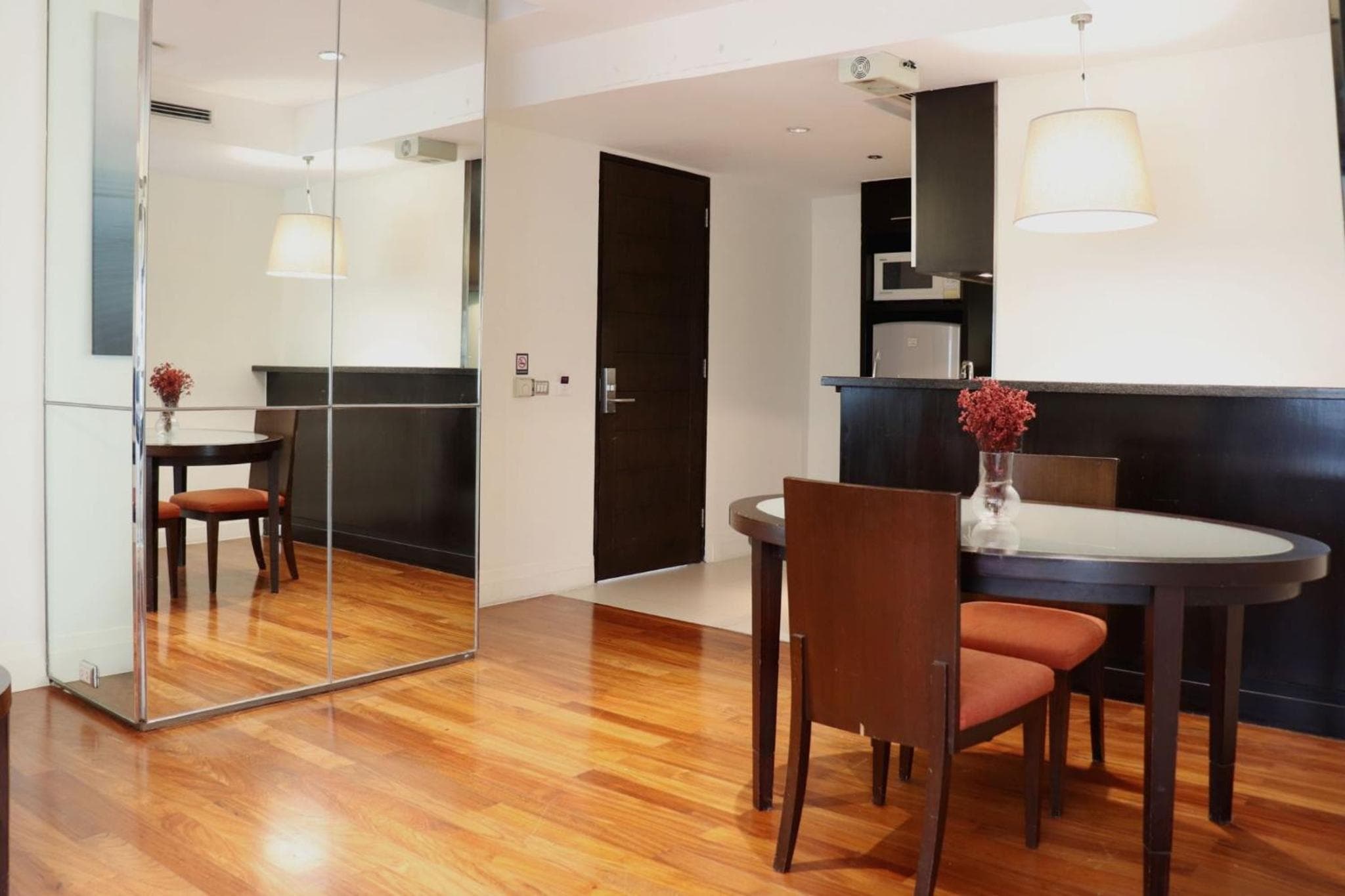 The Quarter Saladaeng by UHG - Walk to Central Park & The Common — 8