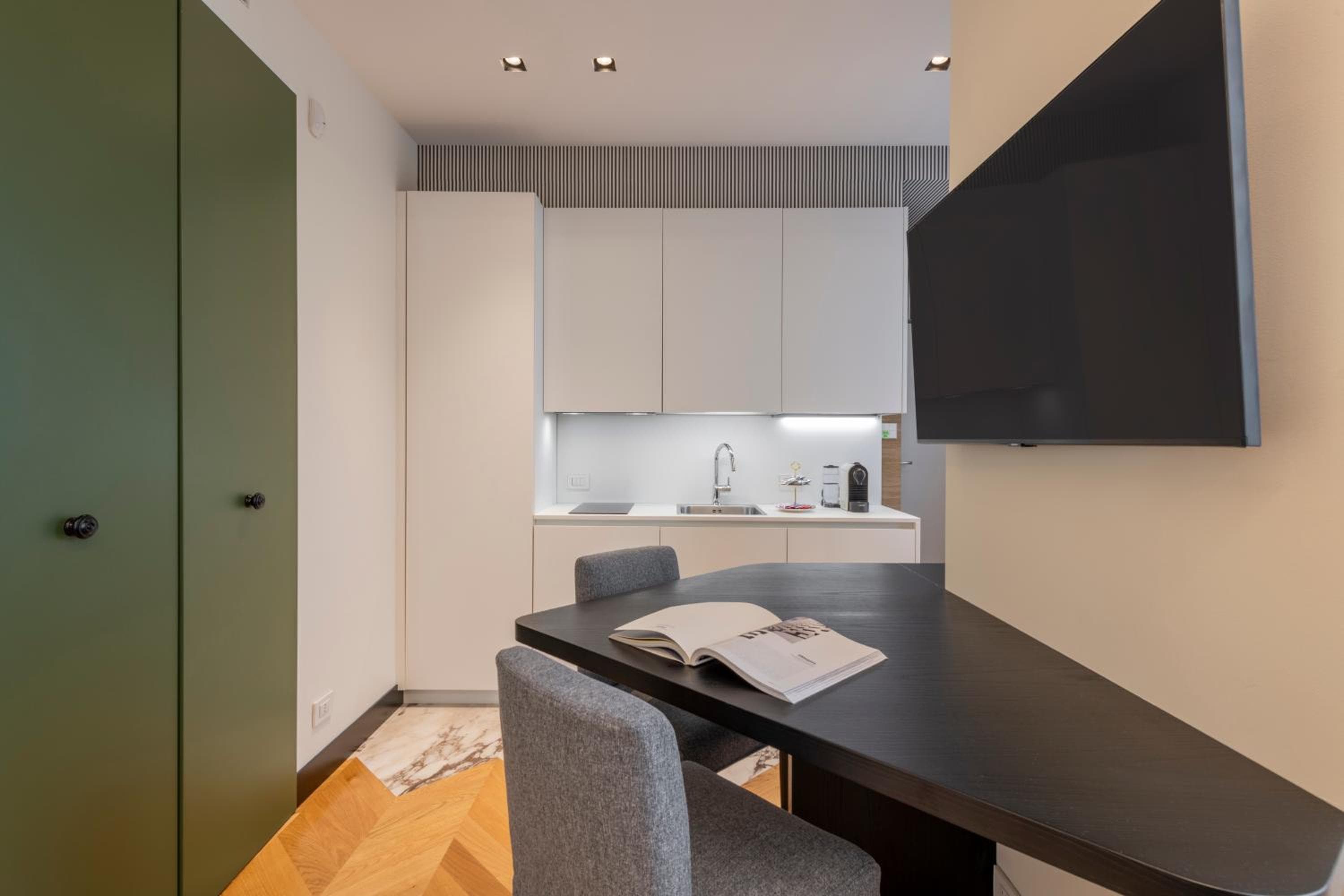 Milan Royal Suites - Centro — 15