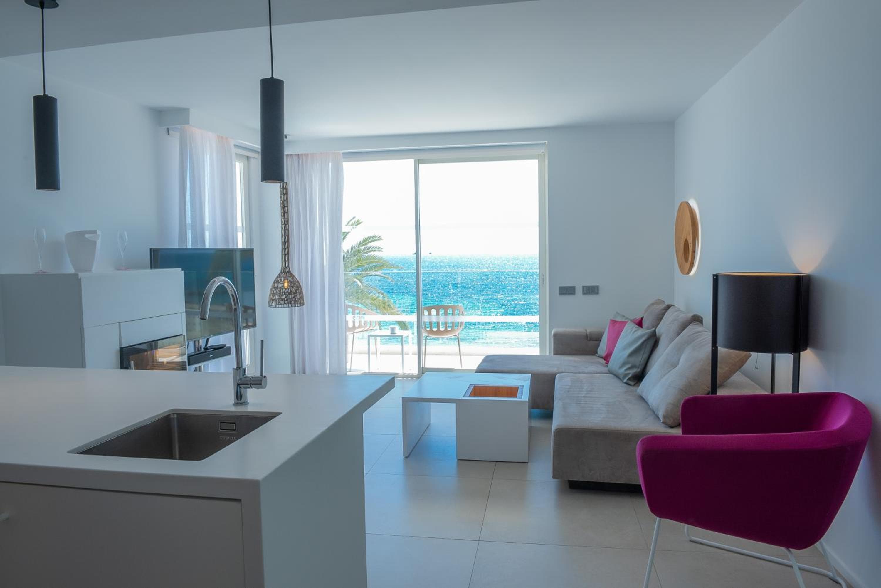 One Ibiza Suites — 15