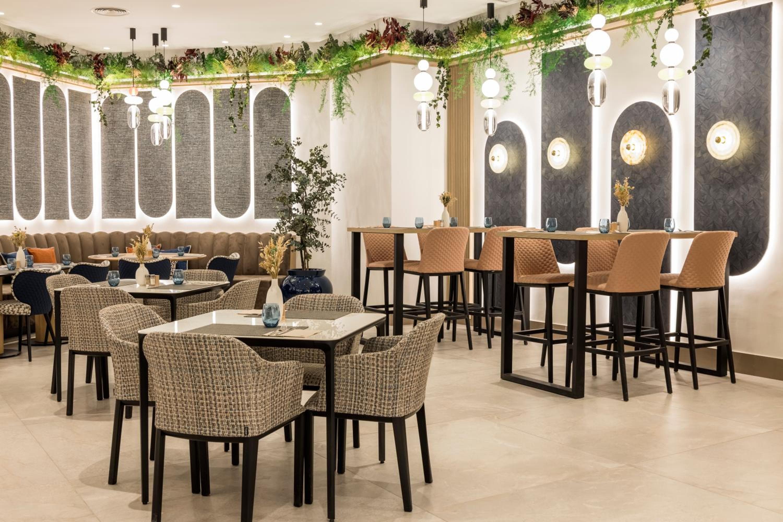 Ilunion Les Corts Spa — 29