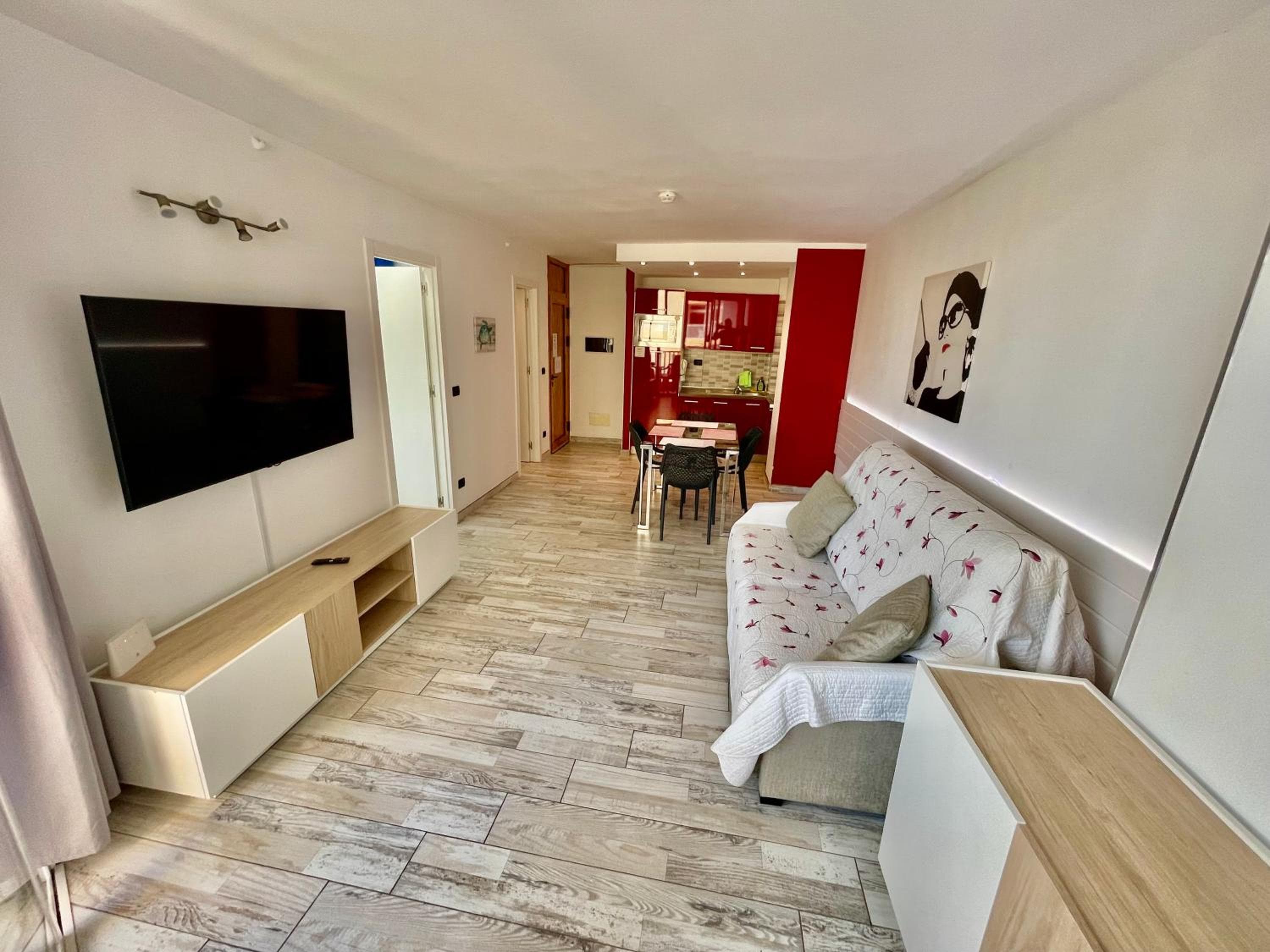 Tiffany Apartment in Las Americas — 3