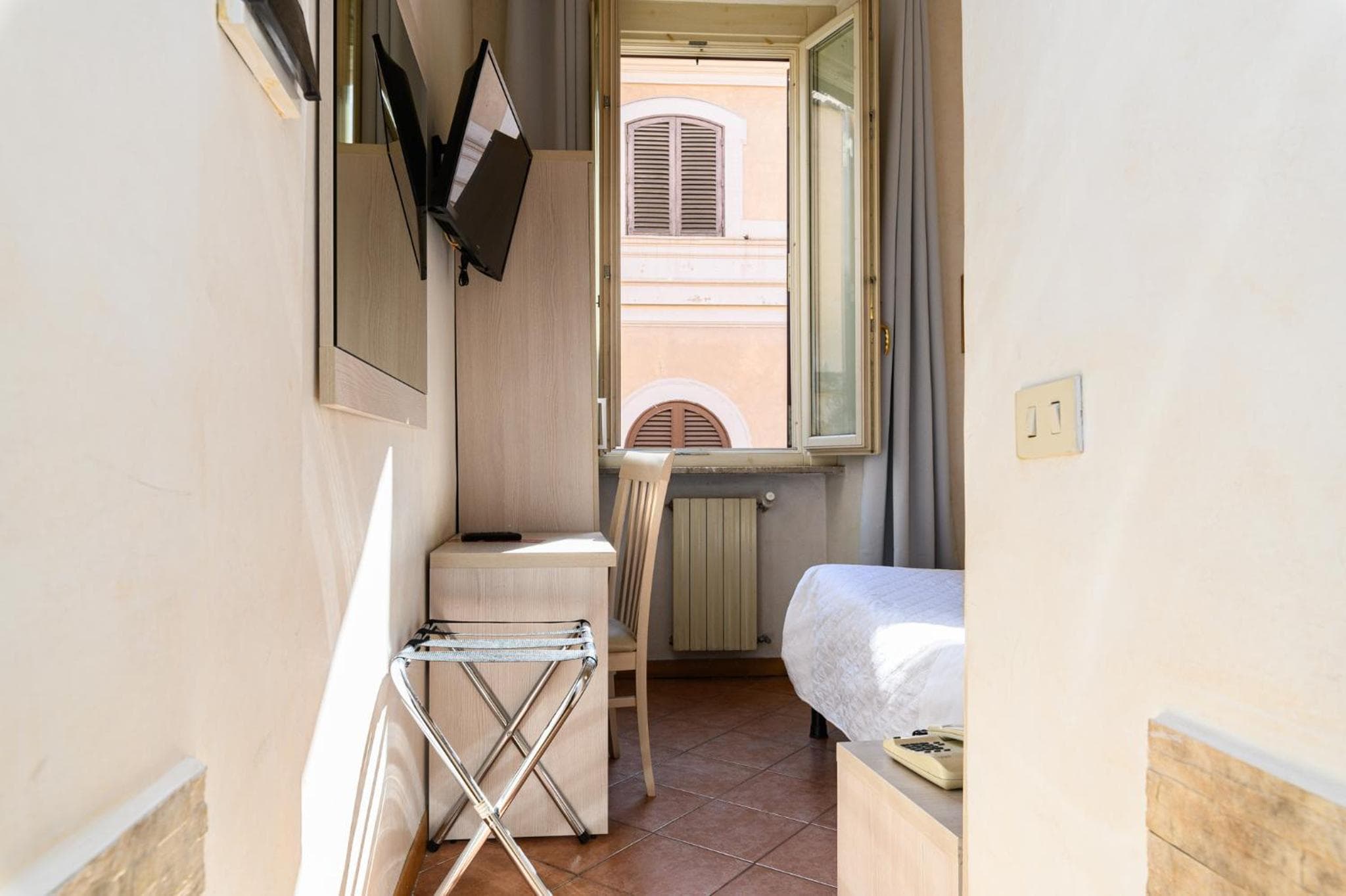 Hotel Julia Trevi - Spagna — 30
