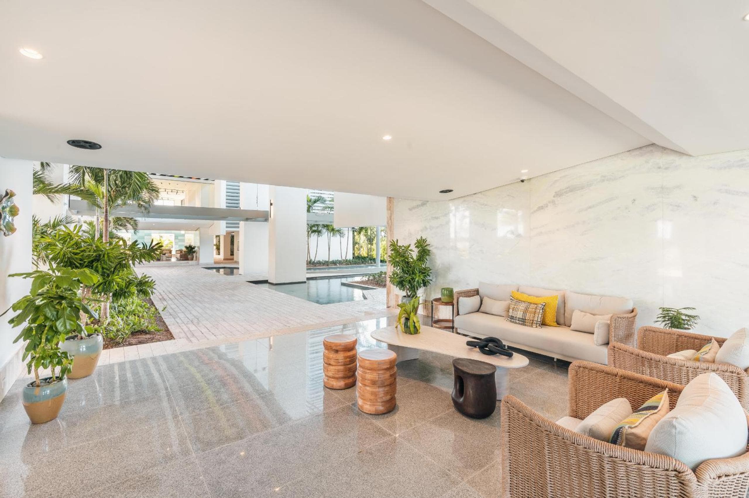 Modern Apartment in Exclusive Tower at Cap Cana — 21