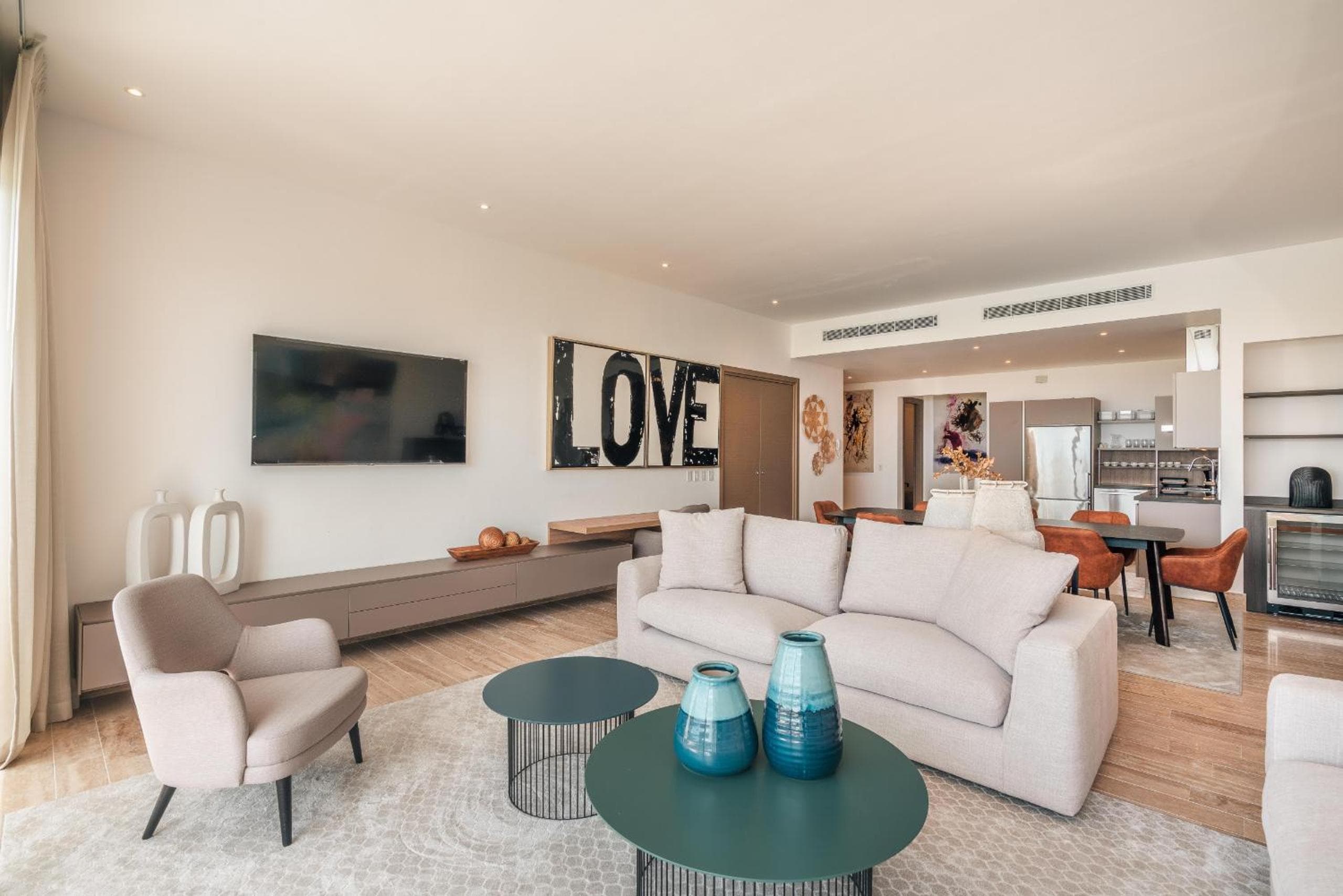 Modern Apartment in Exclusive Tower at Cap Cana — 10