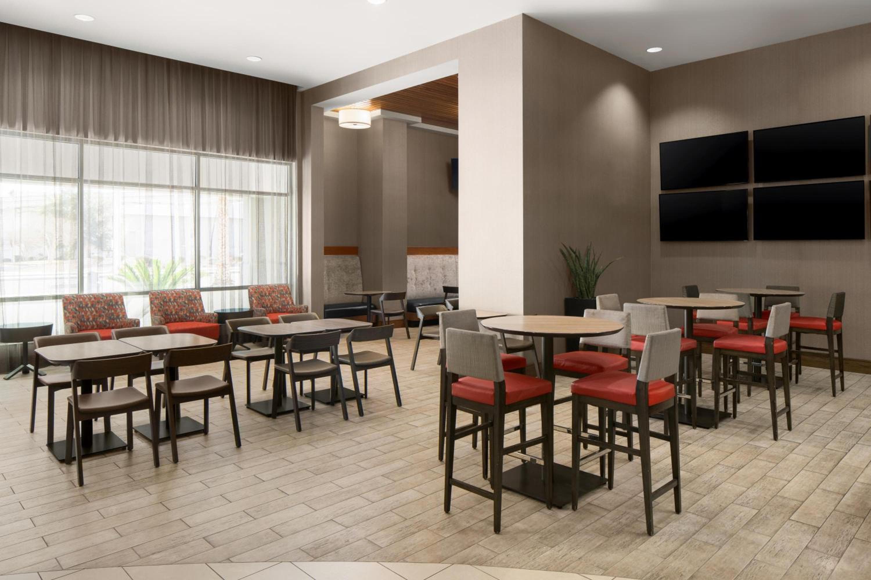 SpringHill Suites by Marriott Las Vegas Centro de Convenciones — 7