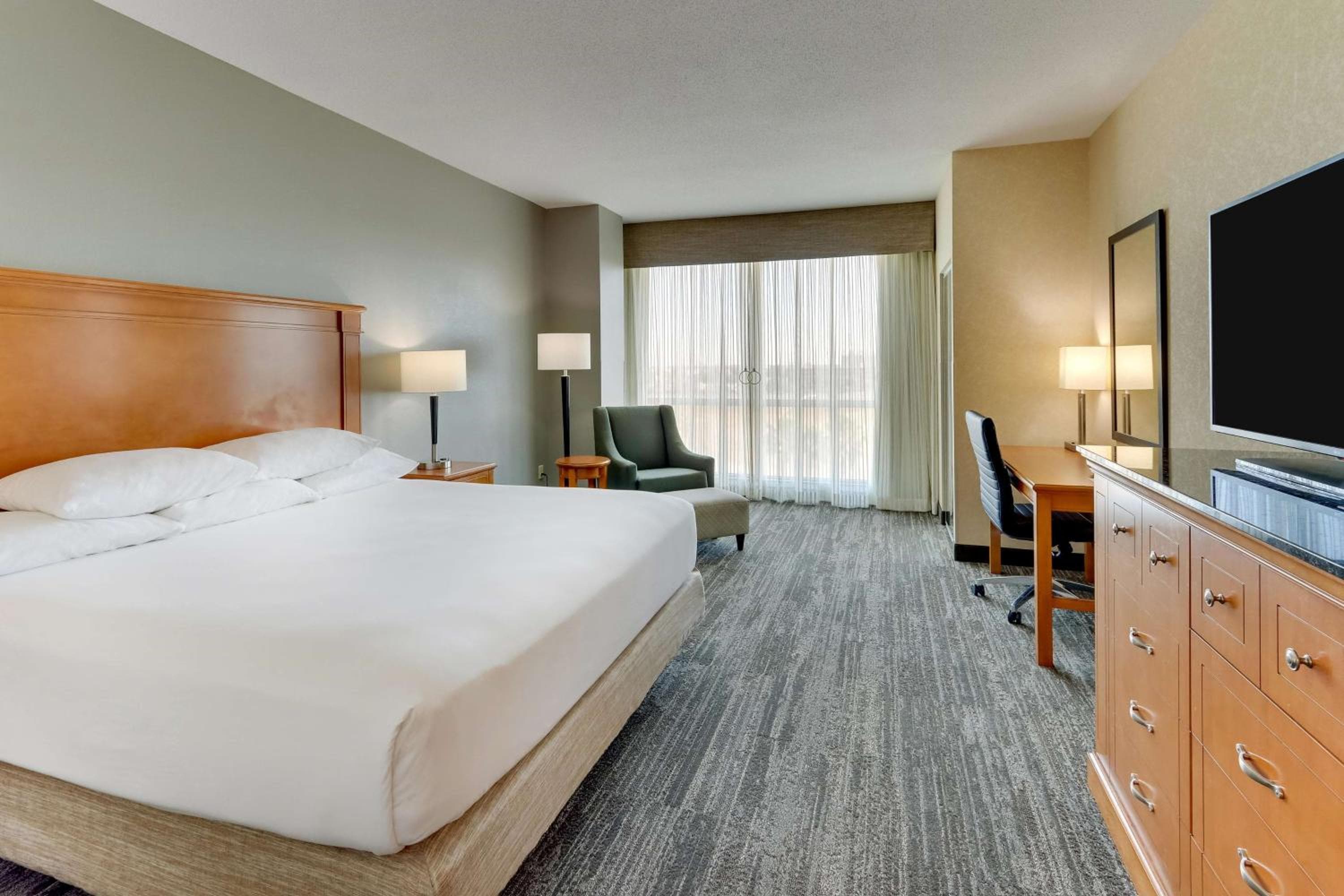 Drury Inn & Suites Orlando cerca de Universal Orlando Resort — 12