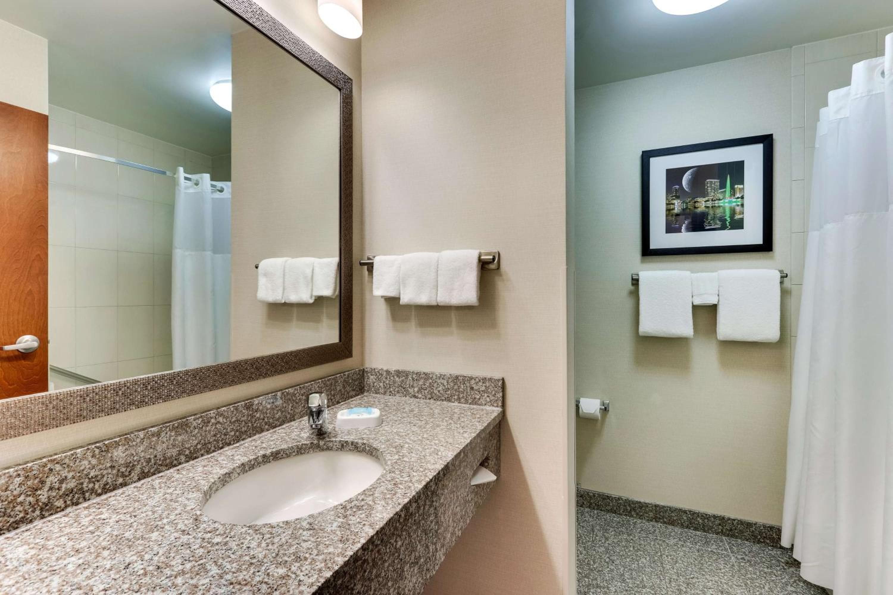 Drury Inn & Suites Orlando cerca de Universal Orlando Resort — 30