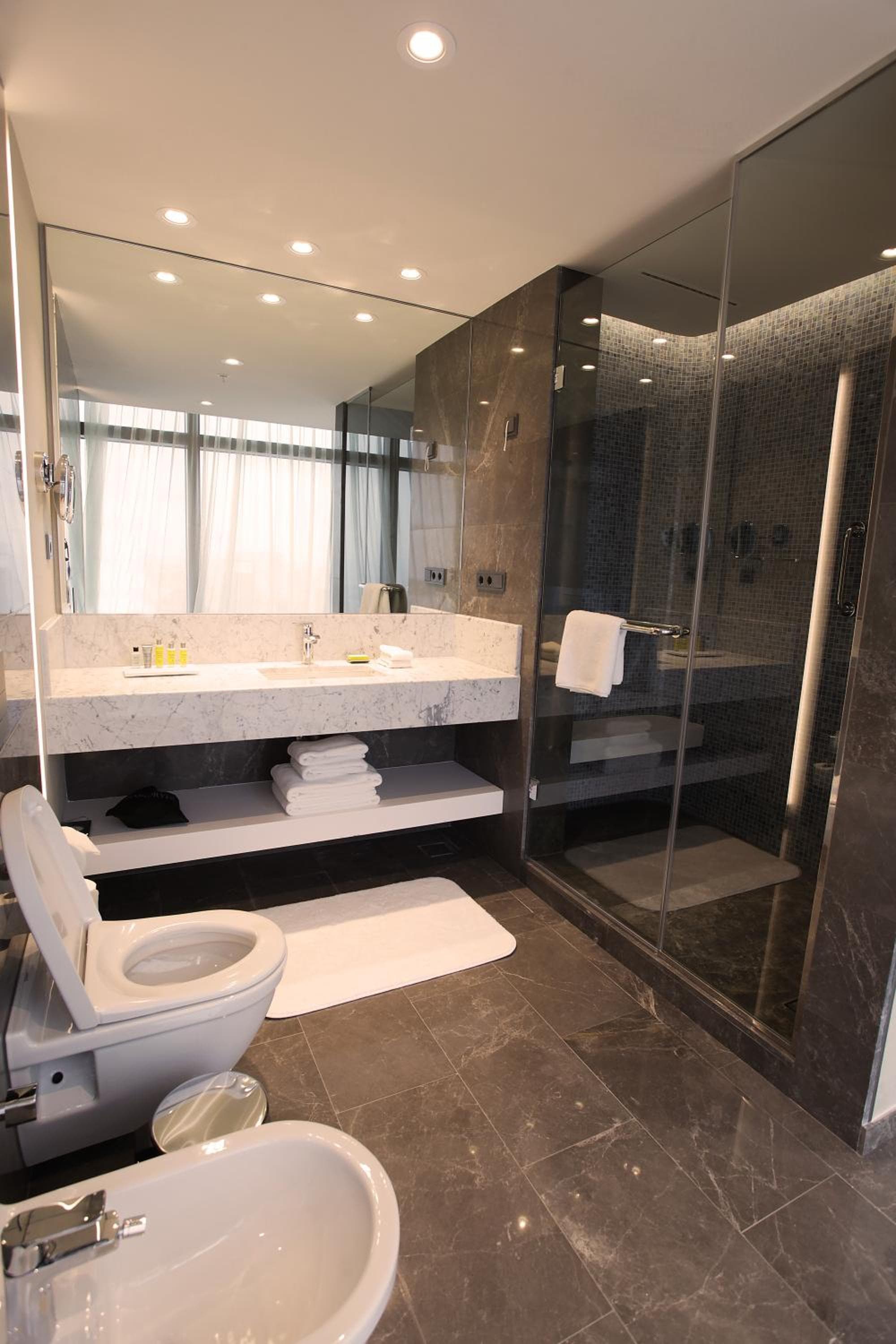 Istanbul Marriott Hotel Sisli — 12
