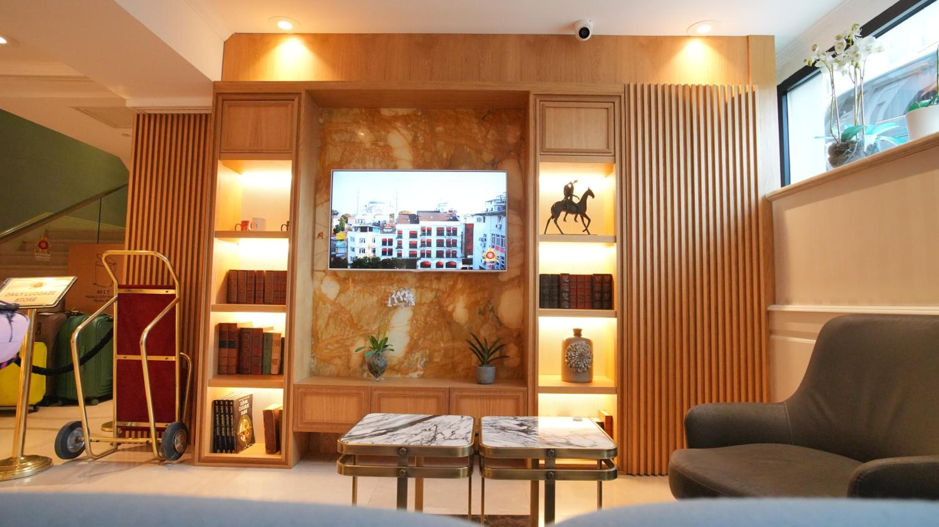 Dosso Dossi Hoteles Ciudad Vieja — 16