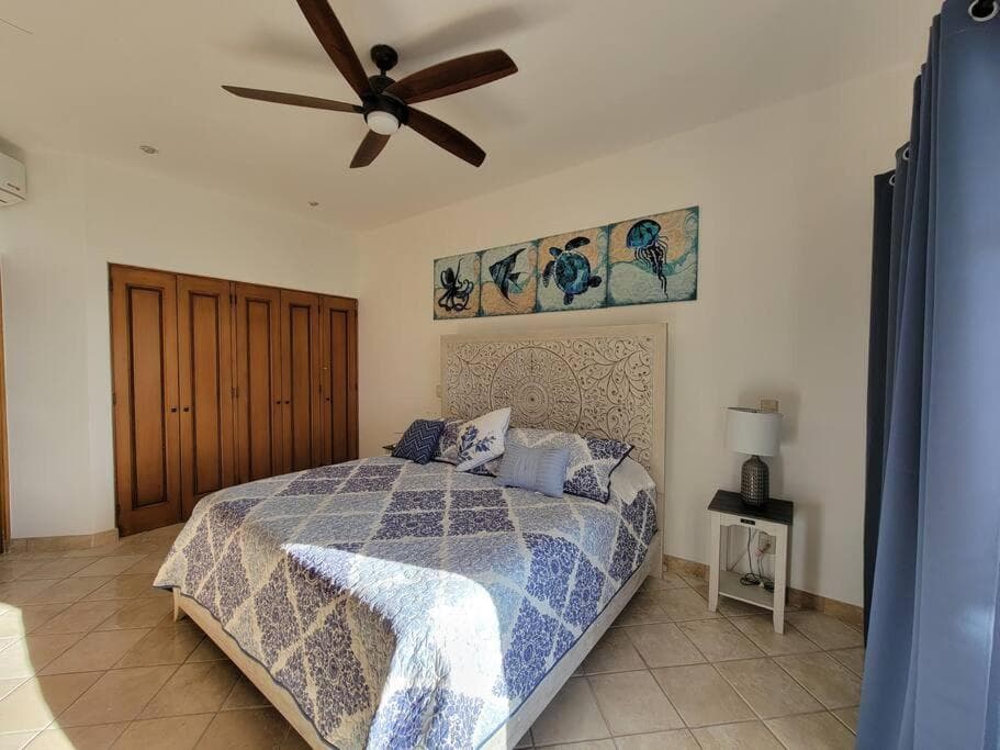 Oceanfront Penthouse, 2 Masters, 2 Baths, kitchen! — 9