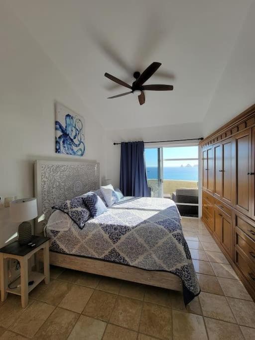 Oceanfront Penthouse, 2 Masters, 2 Baths, kitchen! — 8