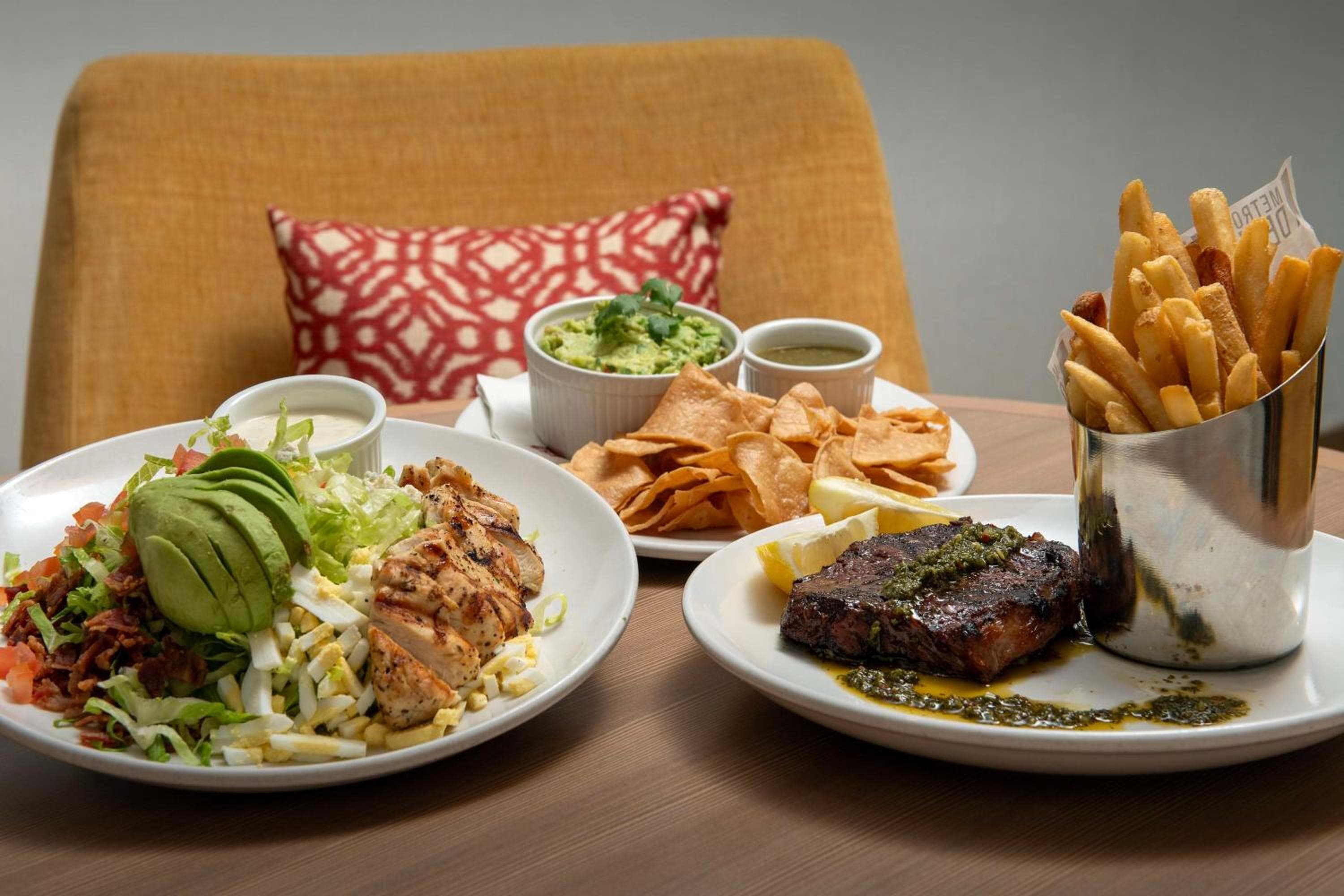 Hilton Garden Inn Los Angeles Marina Del Rey — 14