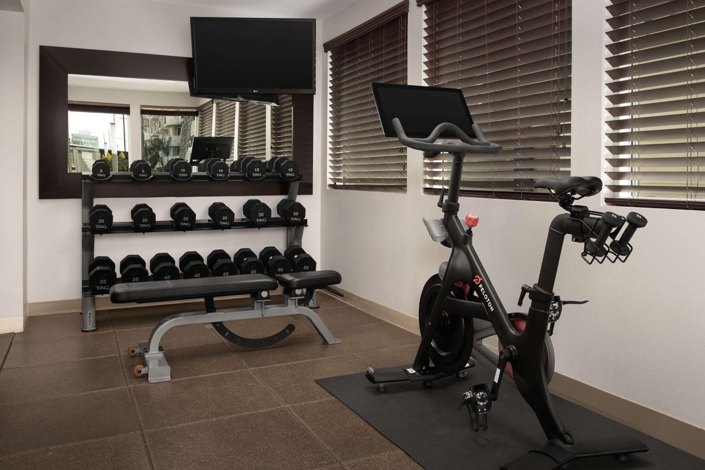Hilton Garden Inn Los Angeles Marina Del Rey — 25