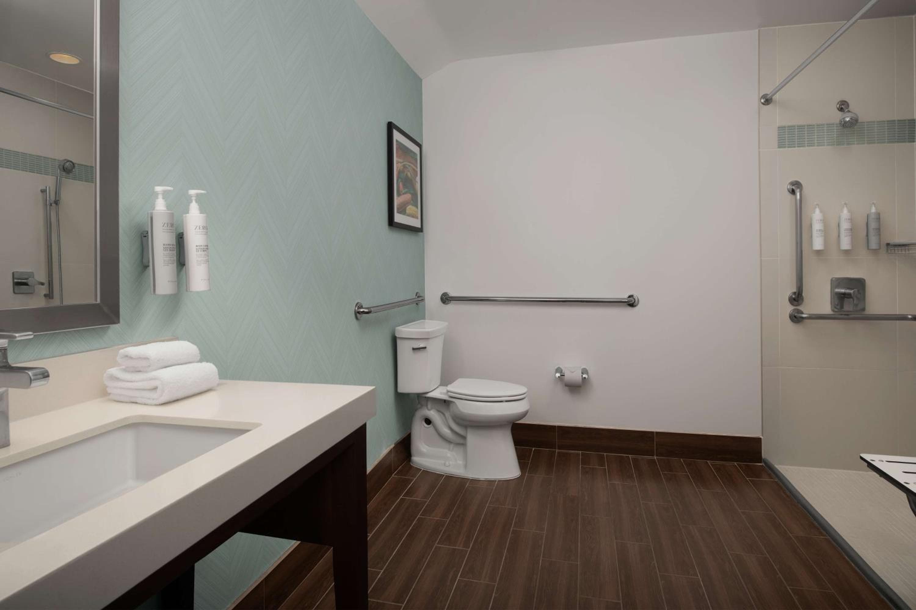 Hilton Garden Inn Los Angeles Marina Del Rey — 9