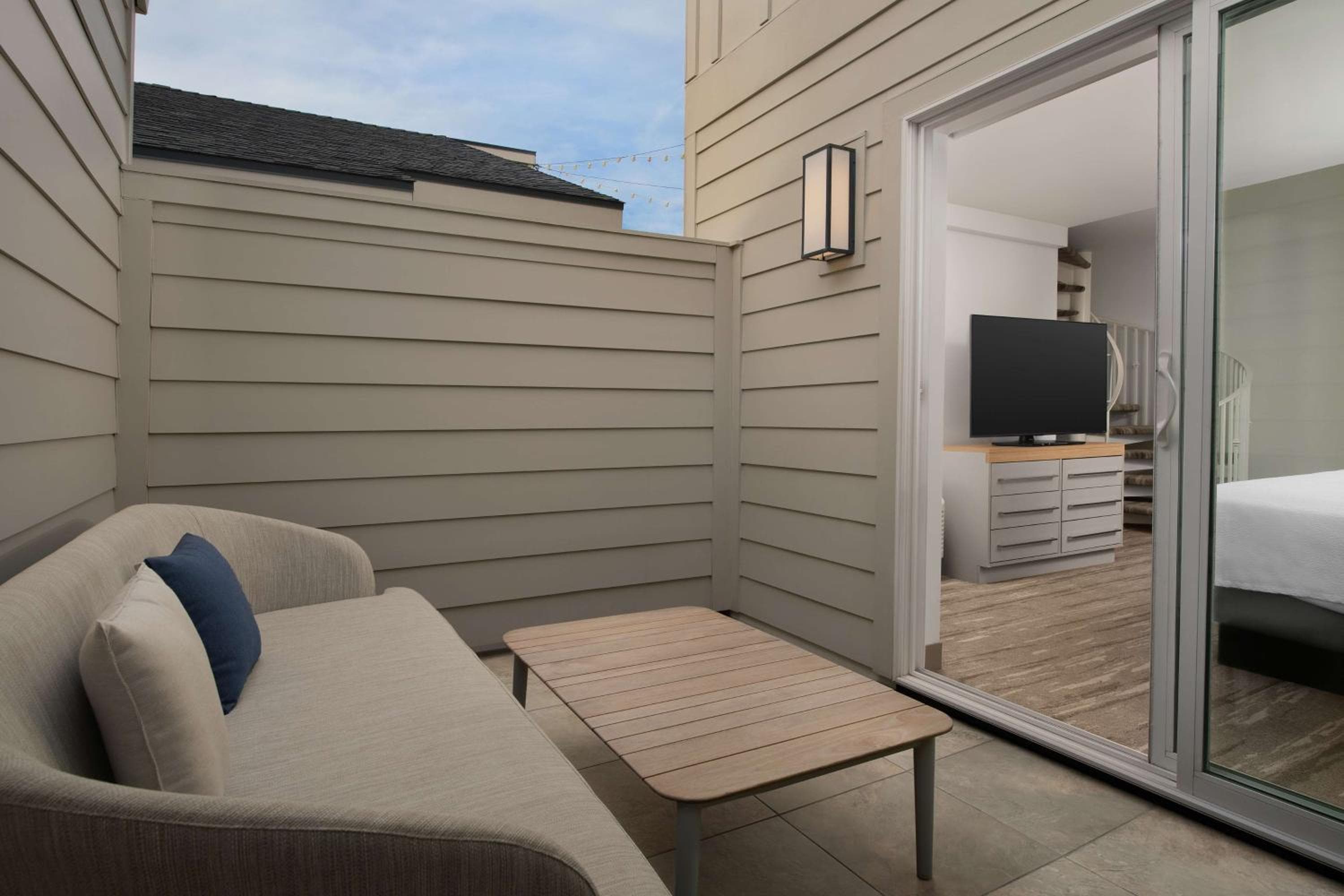 Hilton Garden Inn Los Angeles Marina Del Rey — 26