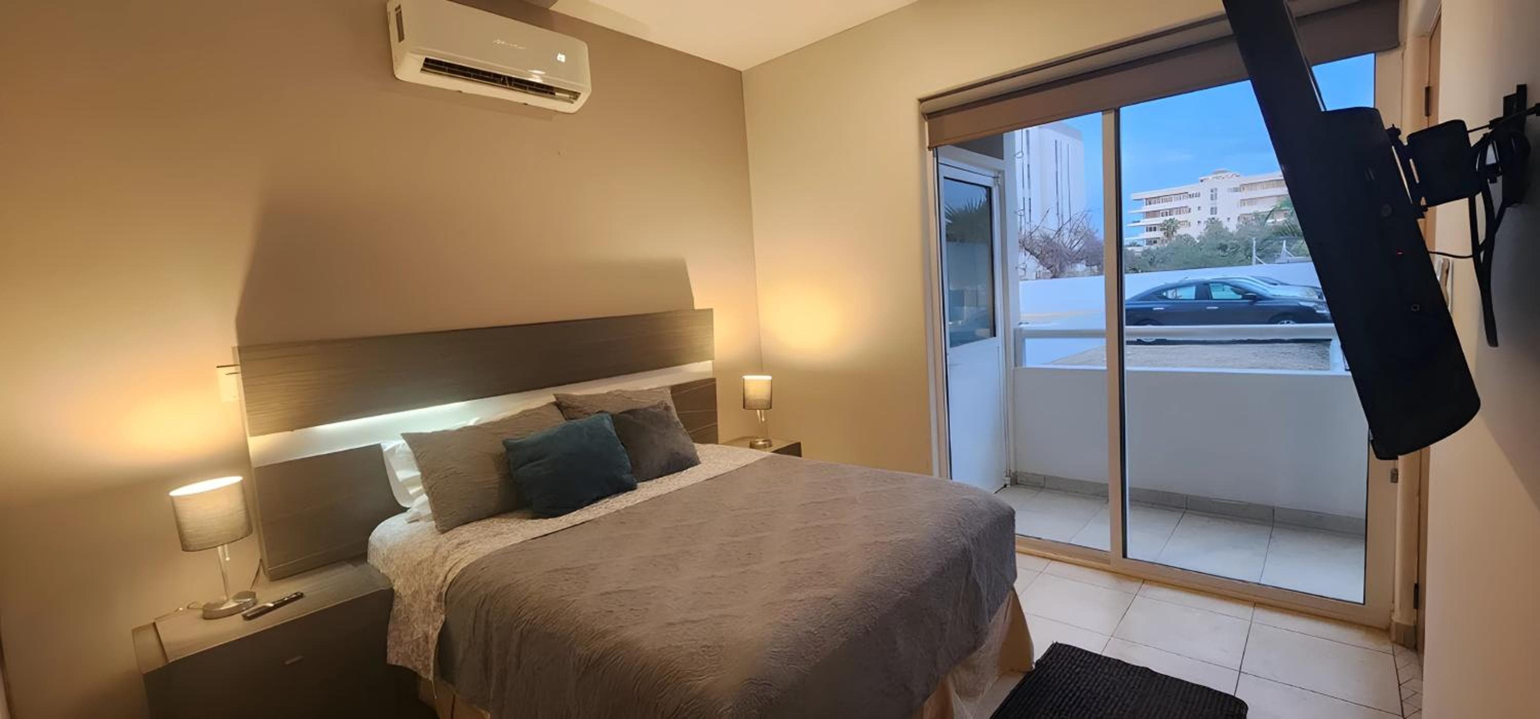 Bahia del Tezal 103b, 1BR Modern condo big rooftop pool walk to beach through Riu hotel — 21