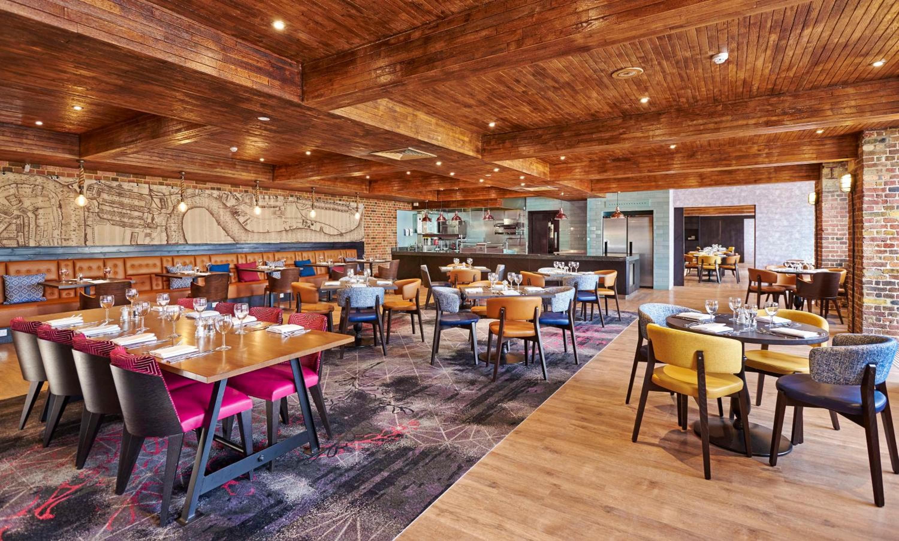 a&o London Docklands Riverside — 25