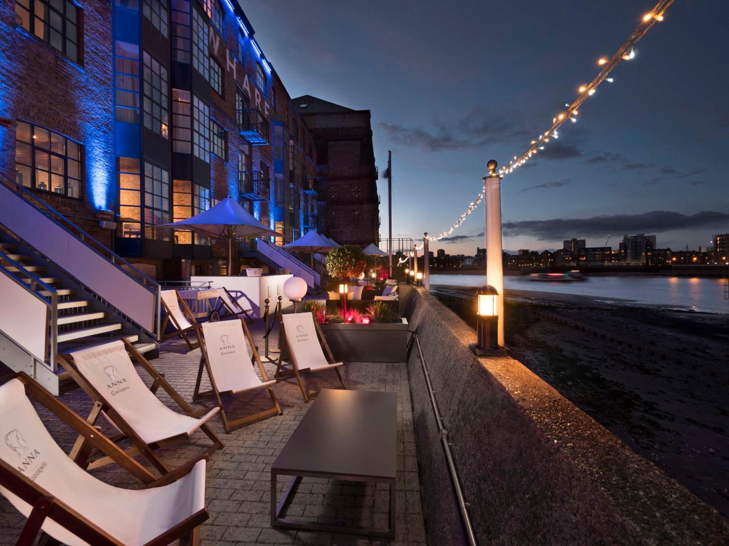 a&o London Docklands Riverside — 16