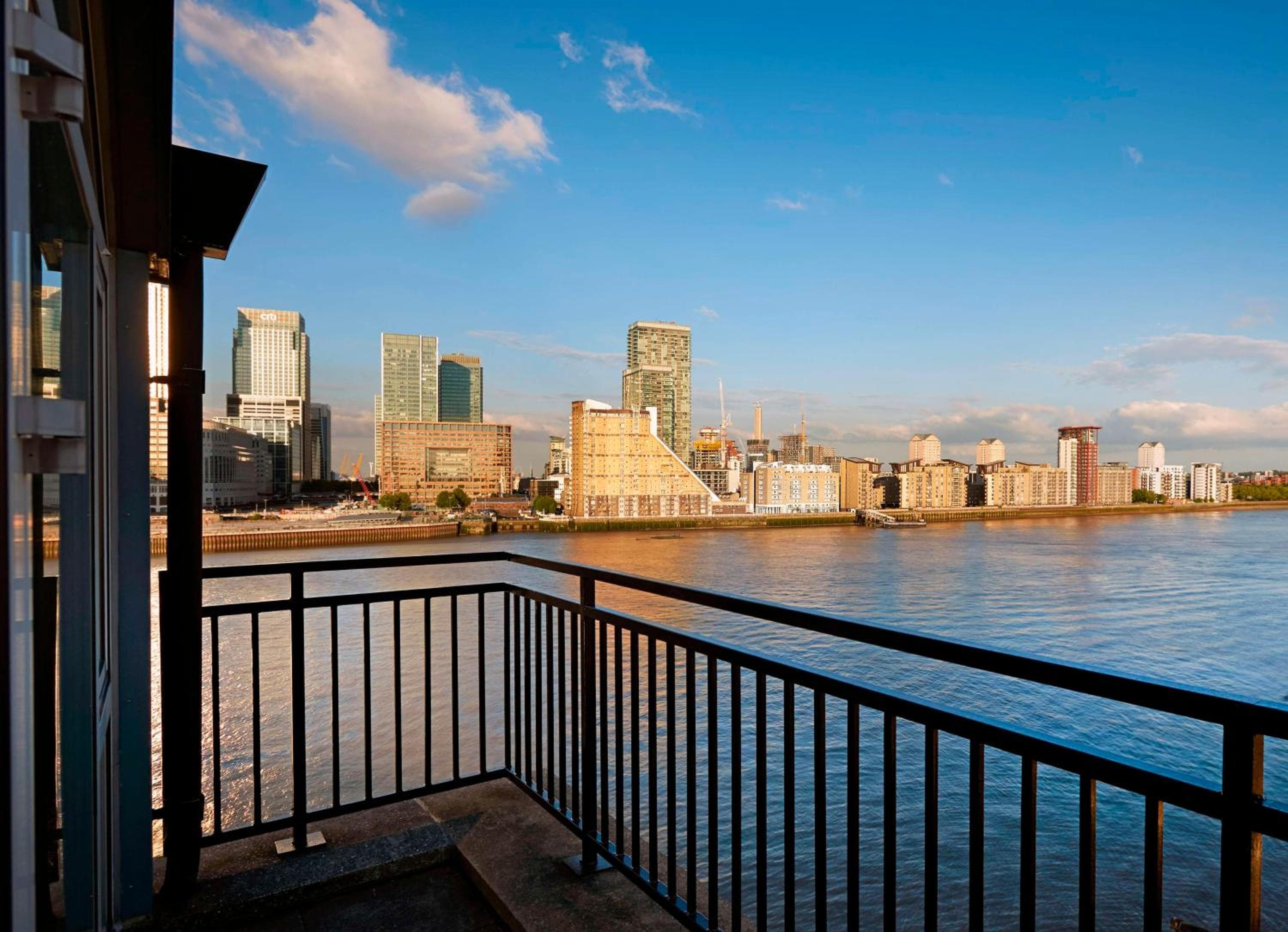 a&o London Docklands Riverside — 26