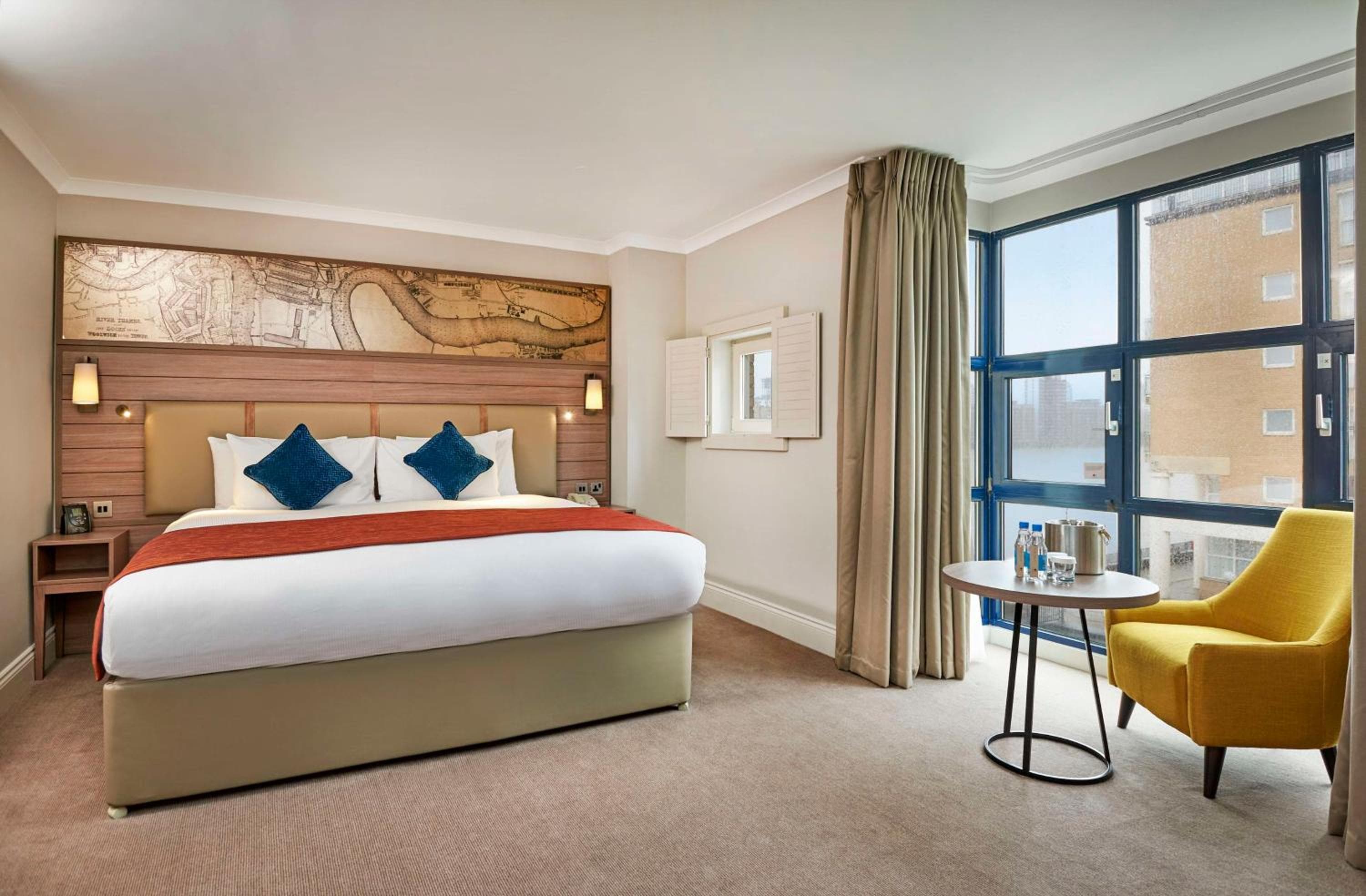 a&o London Docklands Riverside — 21