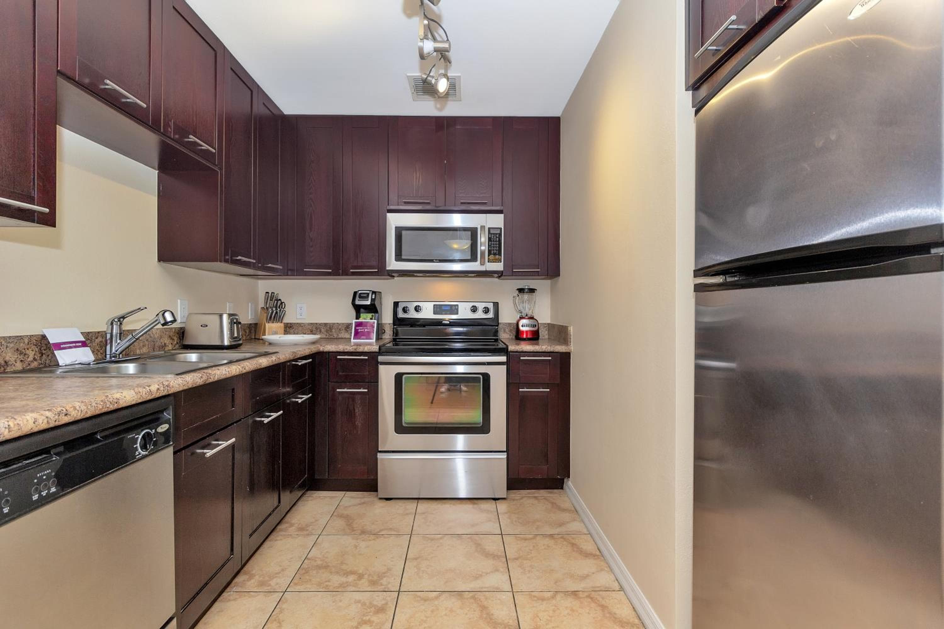 Dharma Home Suites South Miami at Red Road Commons — 13