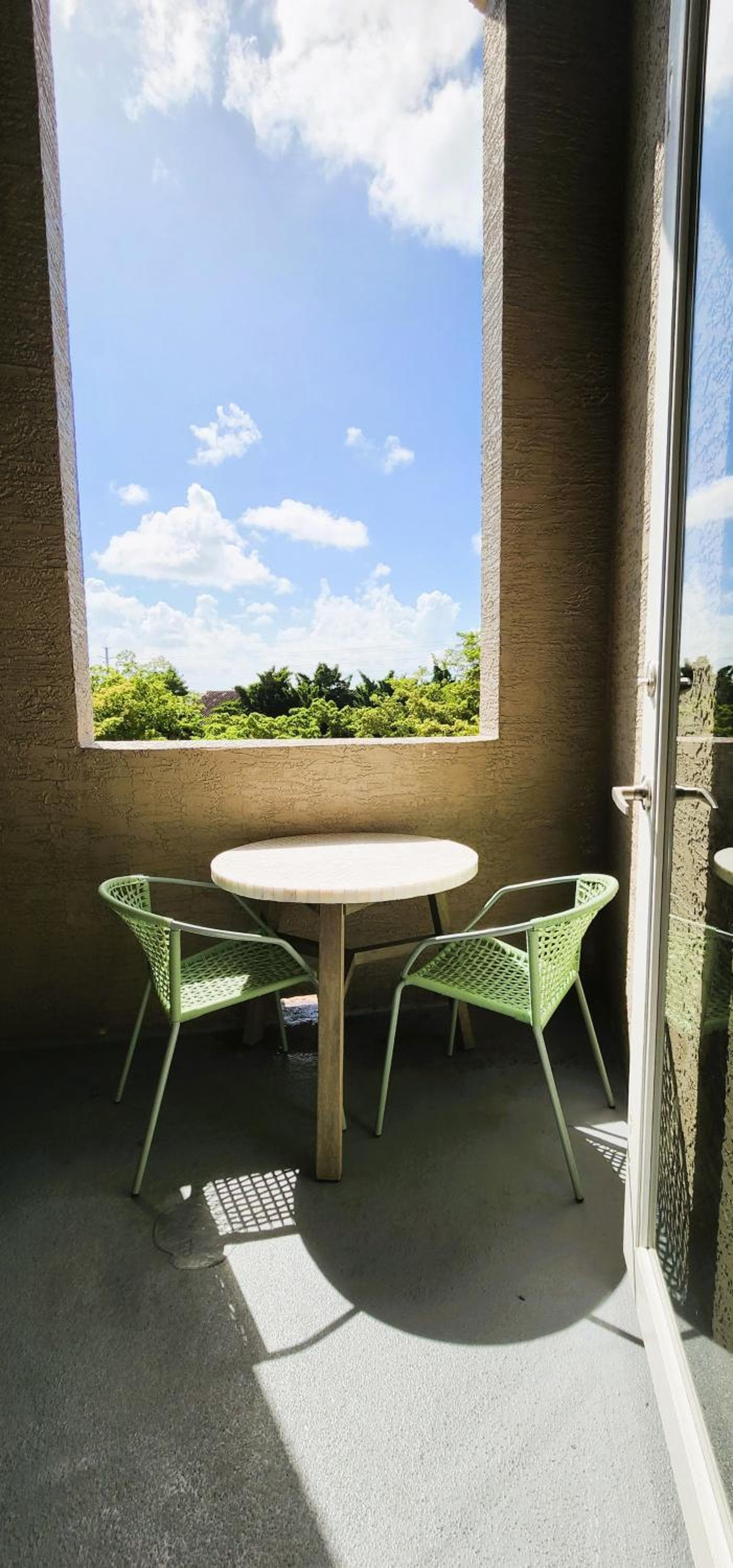 Dharma Home Suites South Miami at Red Road Commons — 14