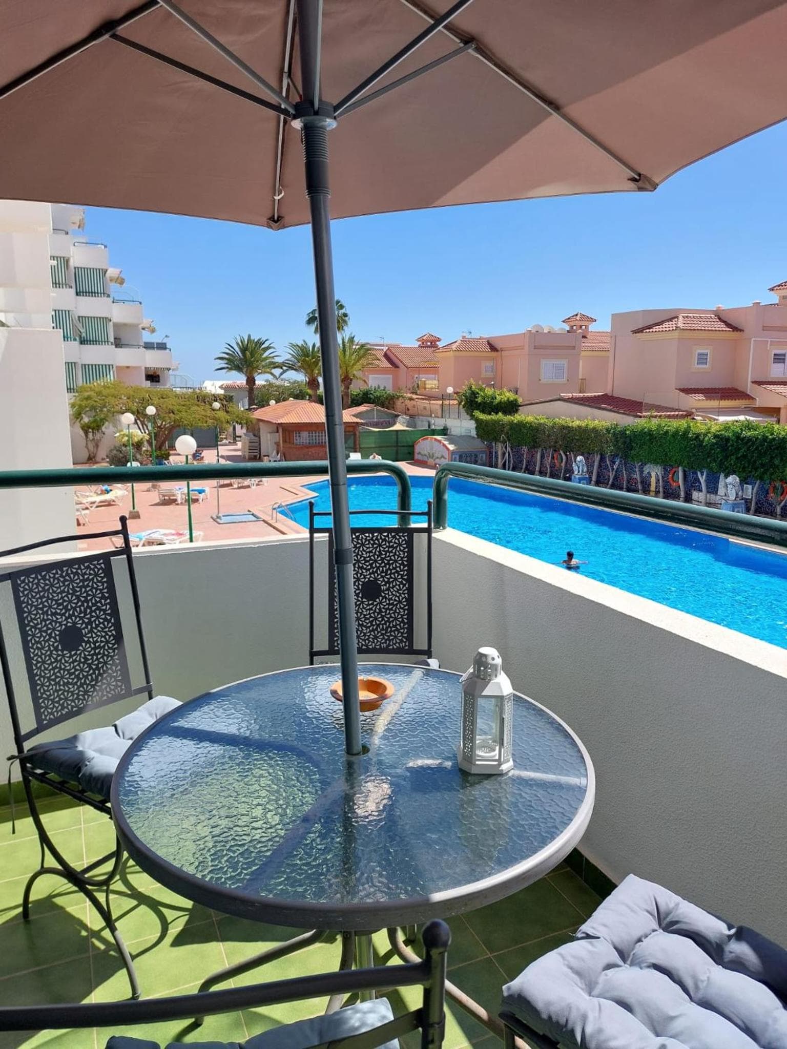 APARTAMENTOS SURYCAN — 1