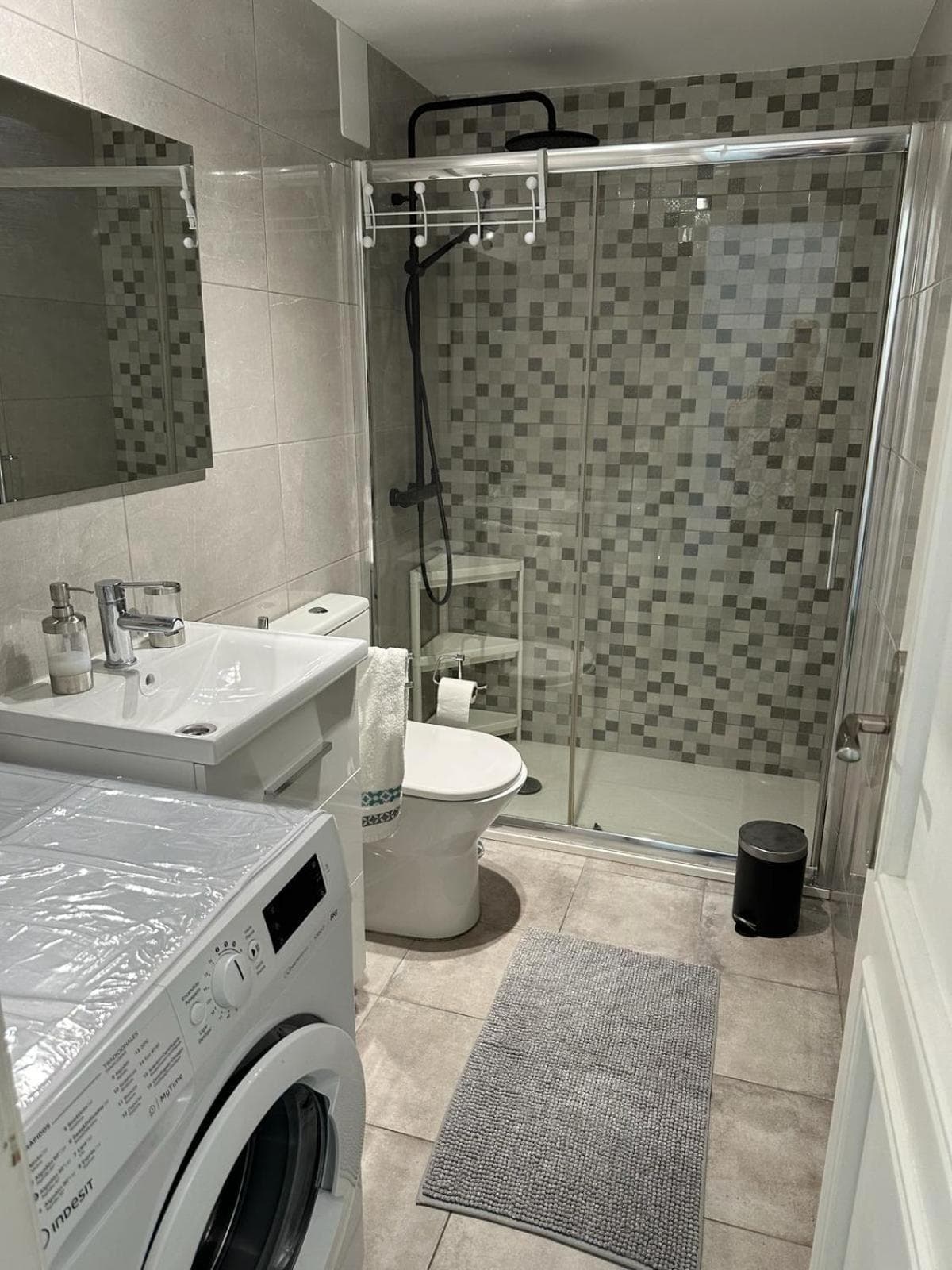 APARTAMENTOS SURYCAN — 2